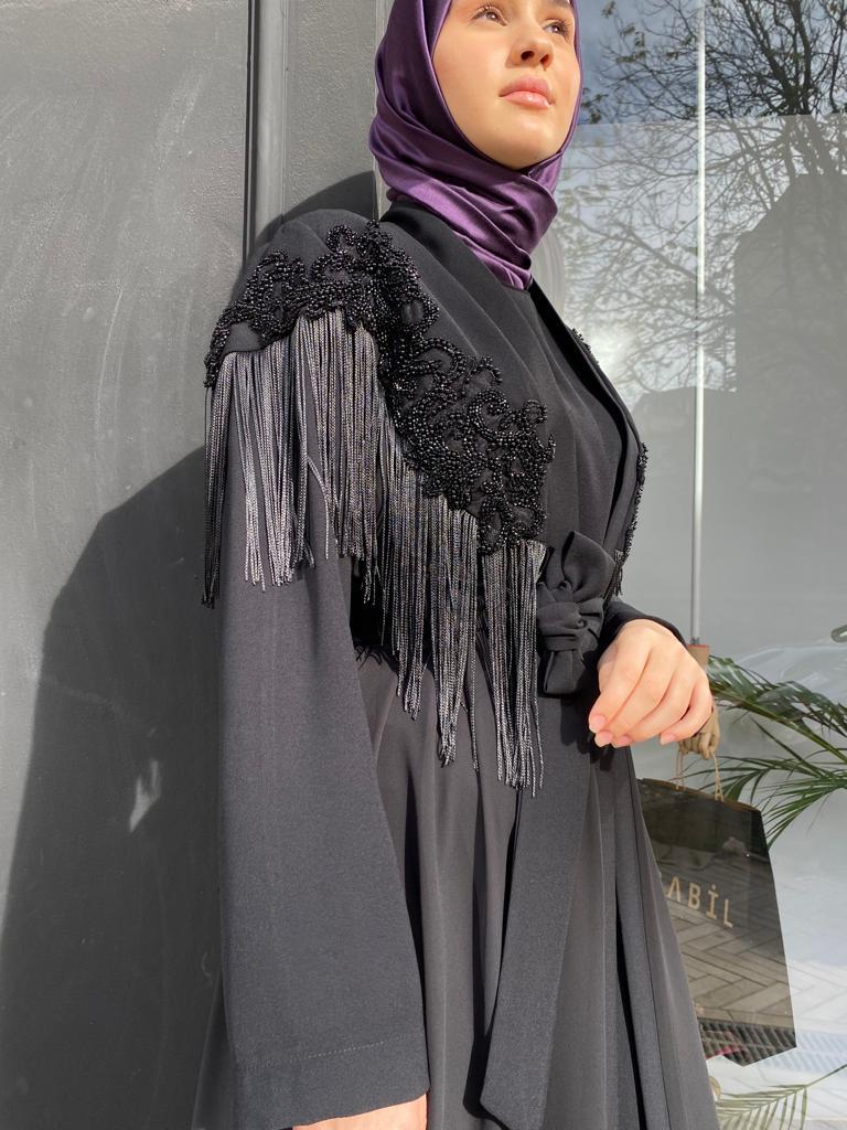 Nurcan Çetin Püskül İşlemeli Abaya Siyah 7601