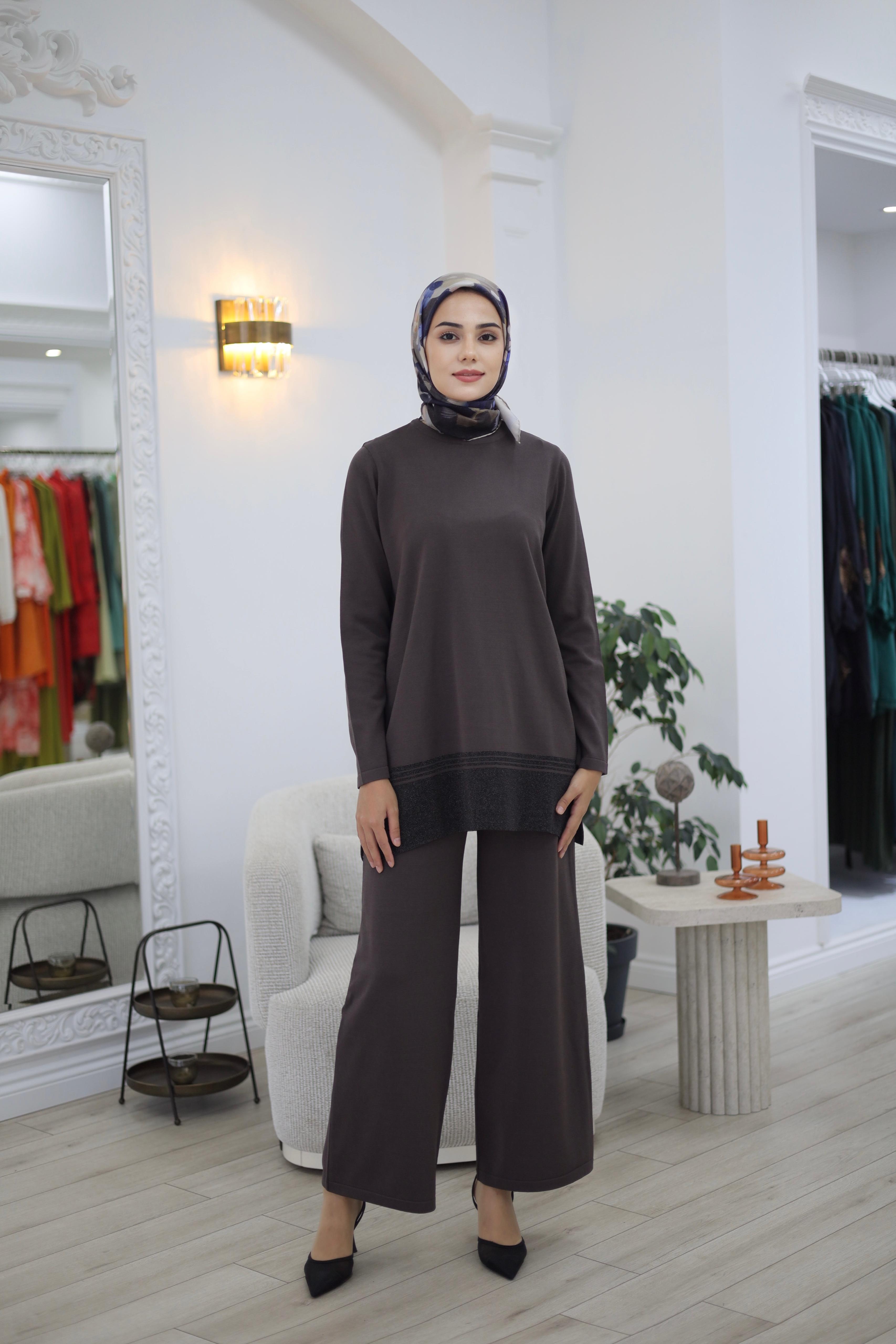 Nurcan Çetin Sim Detaylı Triko Takım NR160