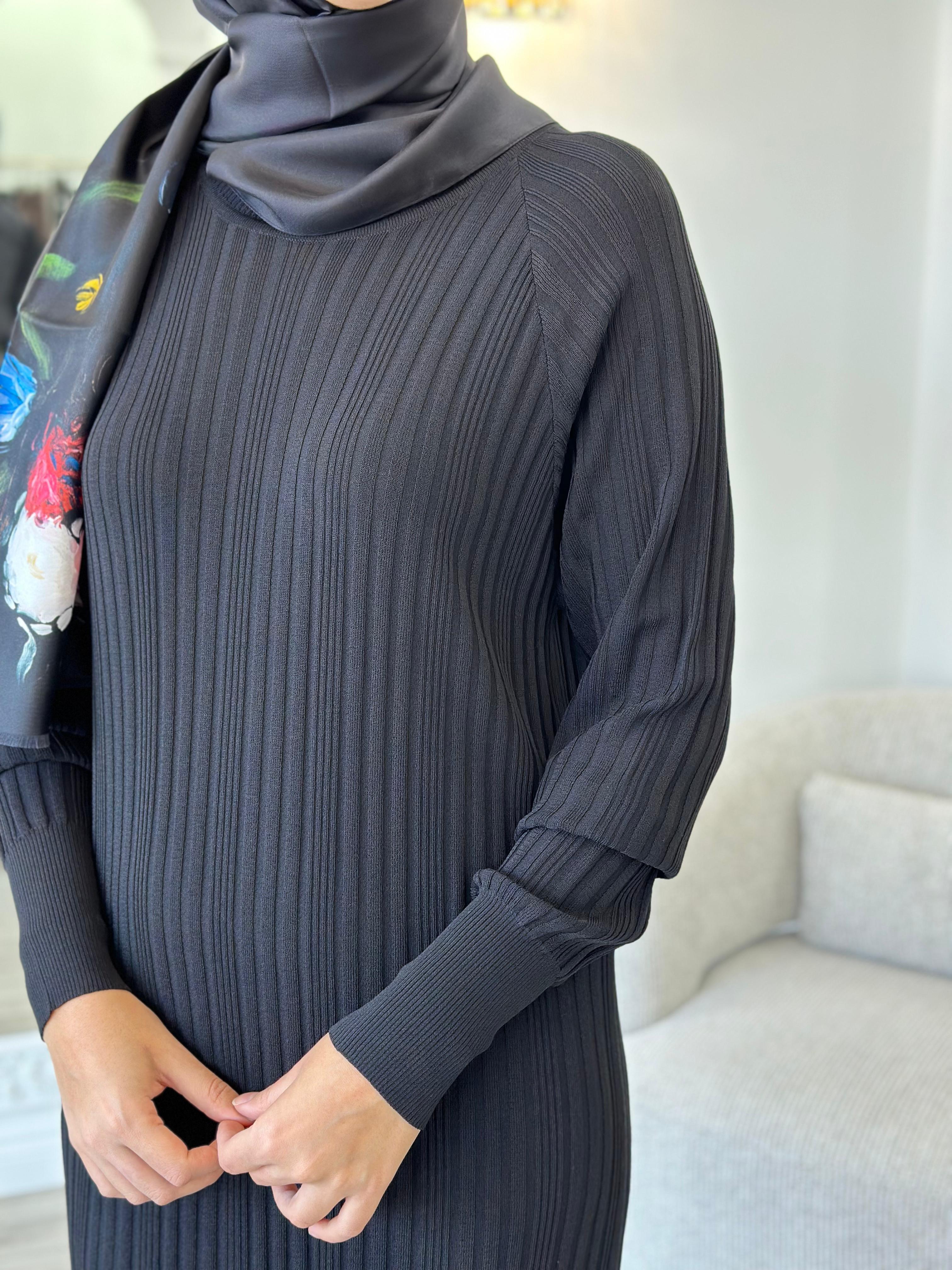 Nurcan Çetin Siyah Triko Elbise nç026