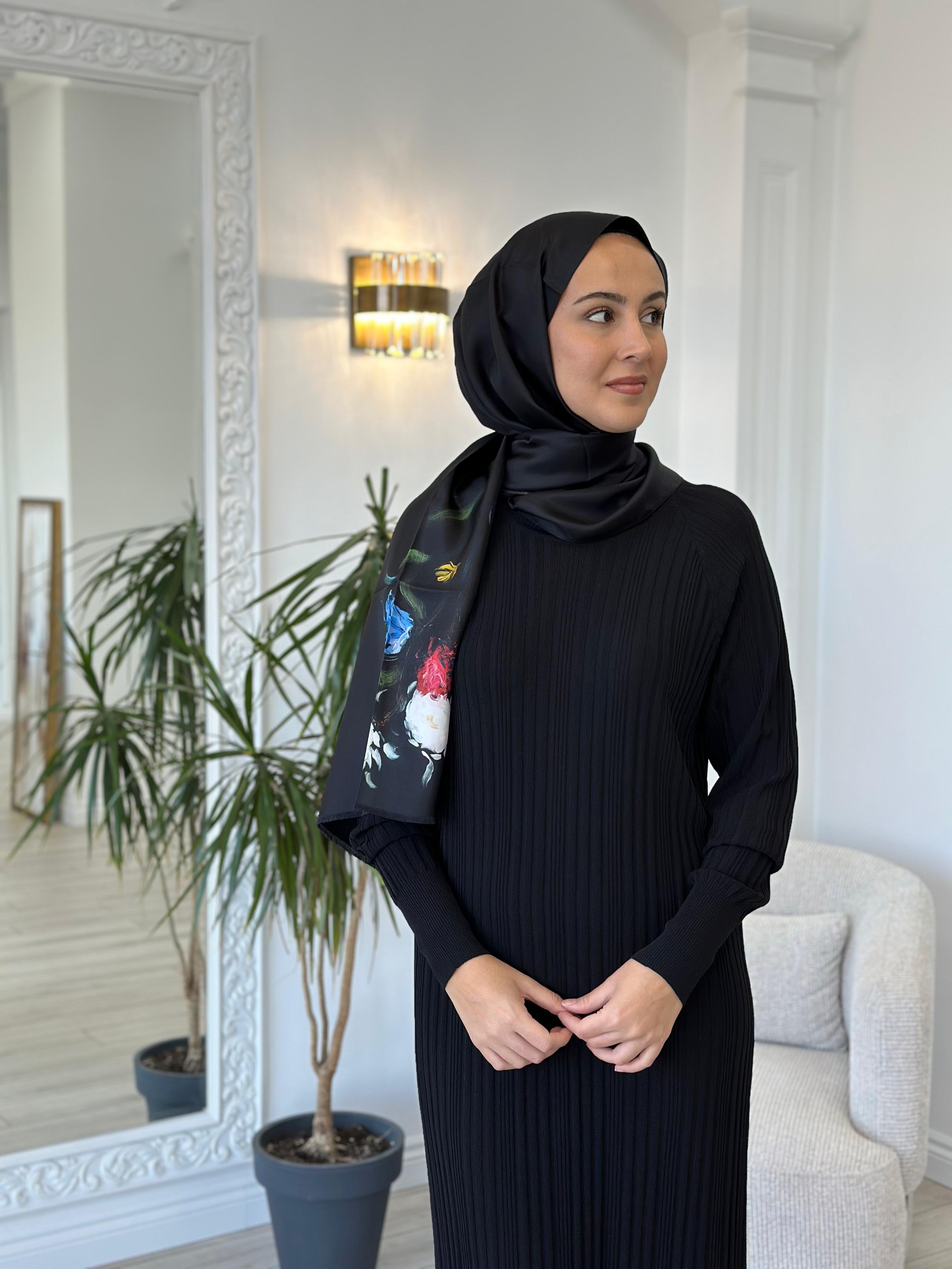 Nurcan Çetin Siyah Triko Elbise nç026