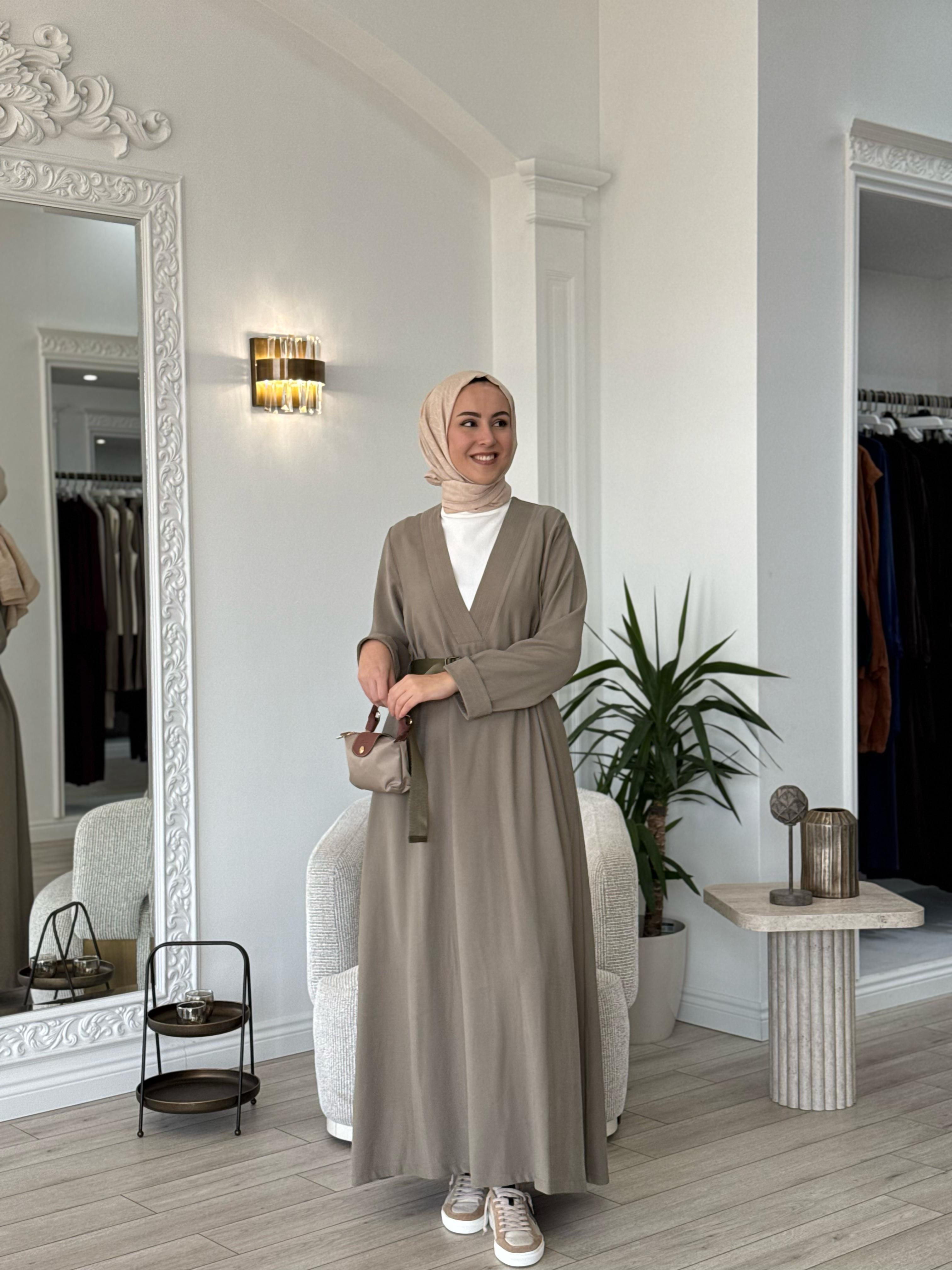 Nurcan Çetin V Yaka Kemerli Elbise Haki 25112