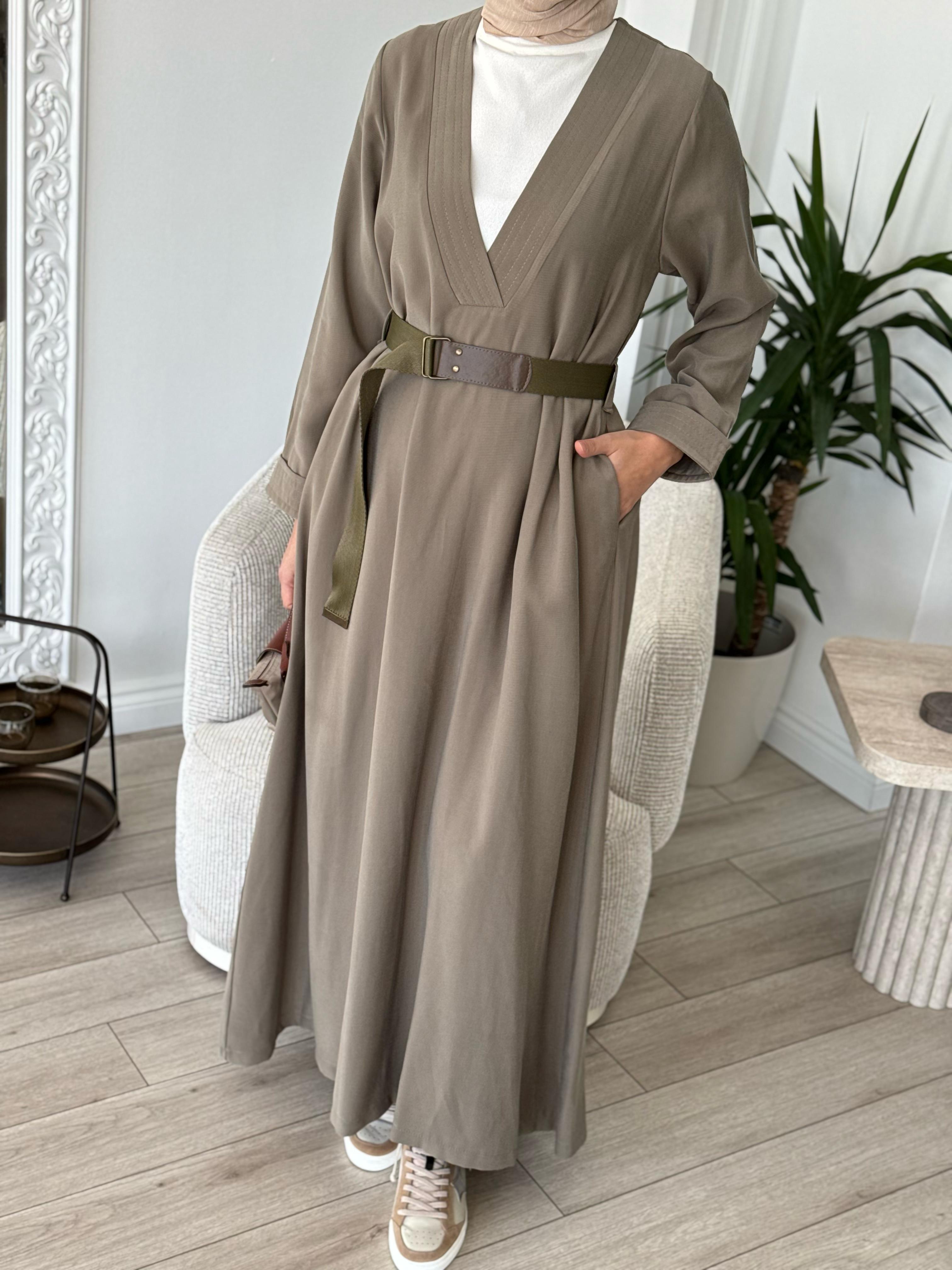 Nurcan Çetin V Yaka Kemerli Elbise Haki 25112