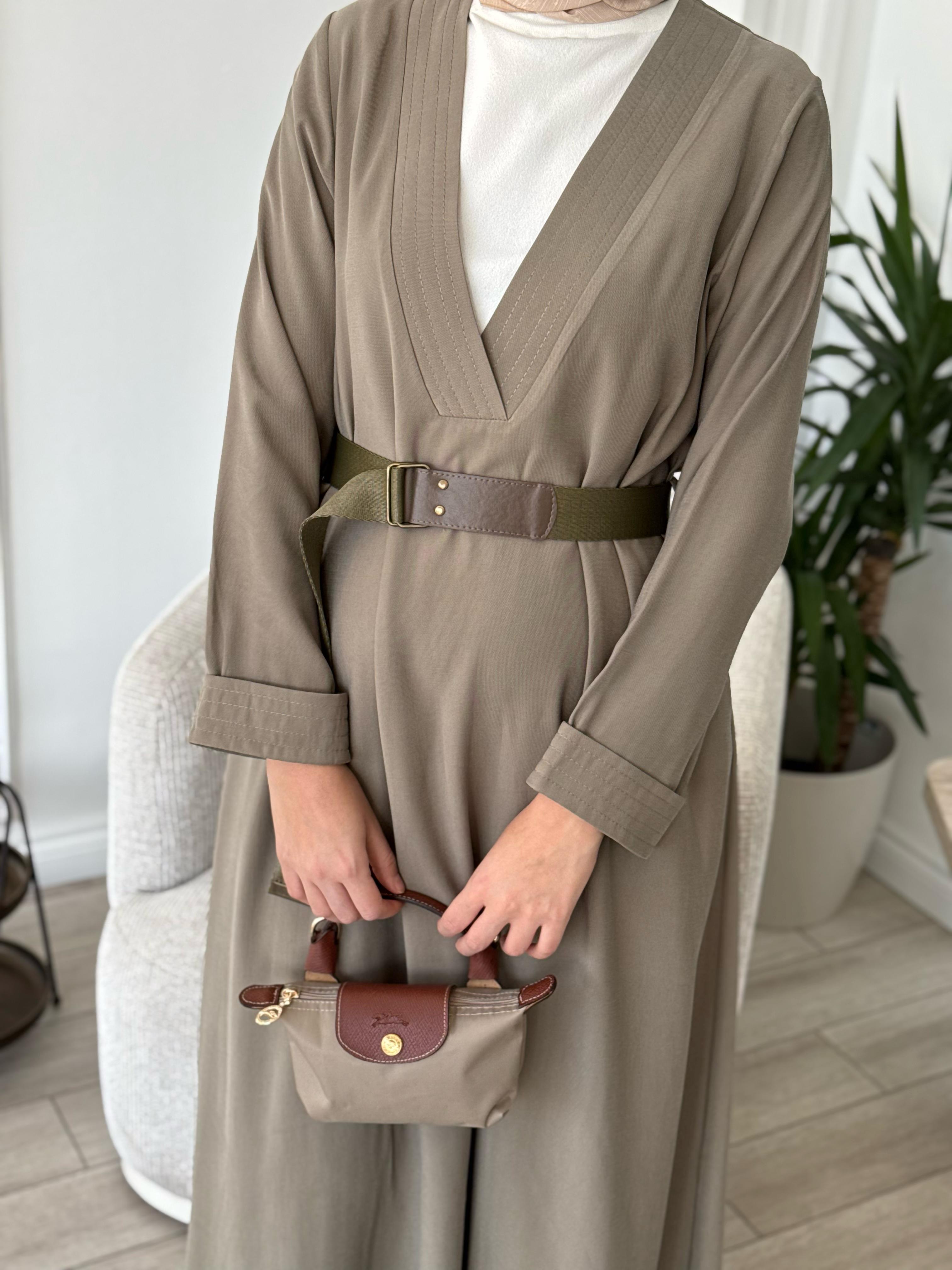 Nurcan Çetin V Yaka Kemerli Elbise Haki 25112