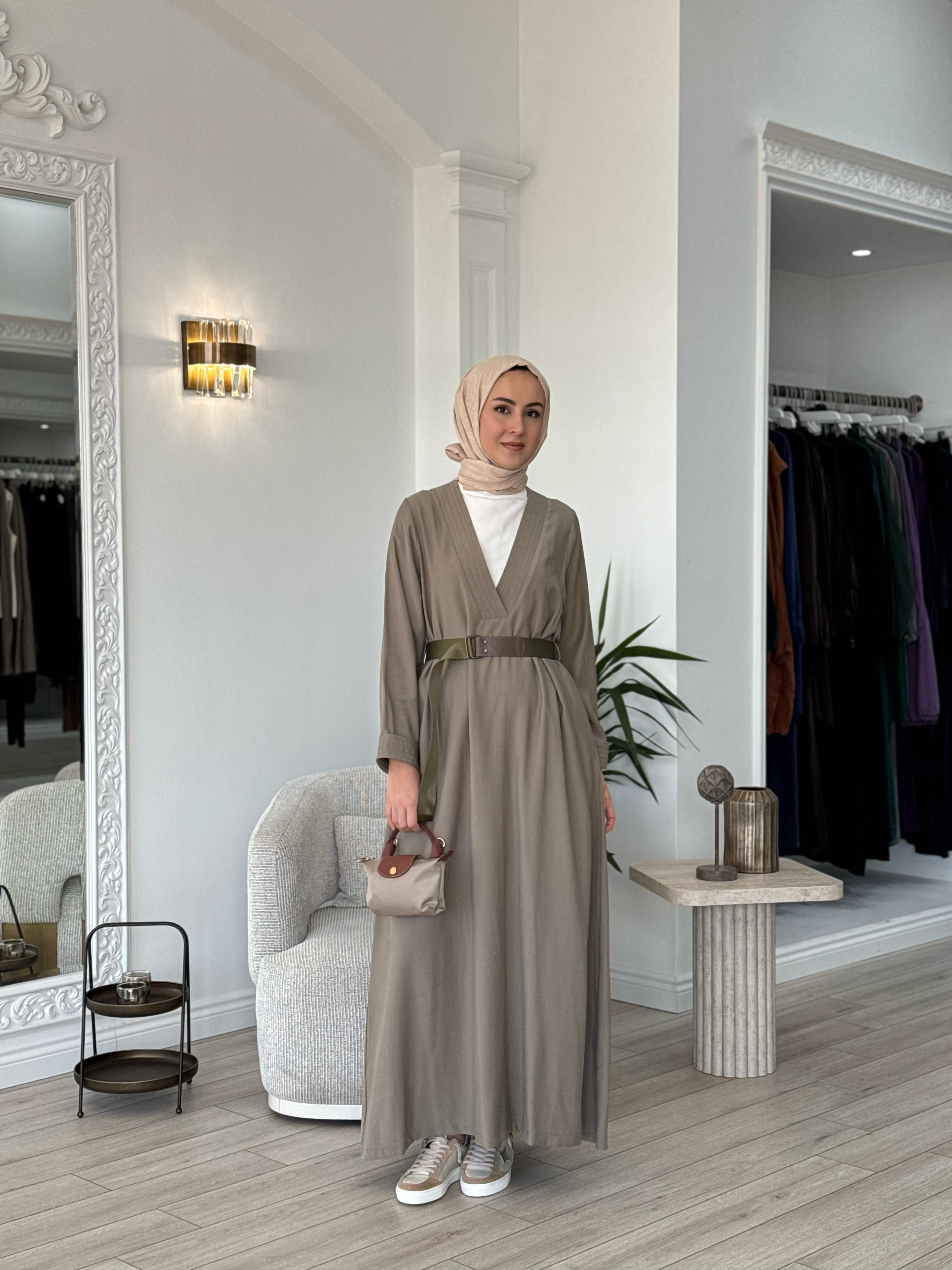 Nurcan Çetin V Yaka Kemerli Elbise Haki 25112