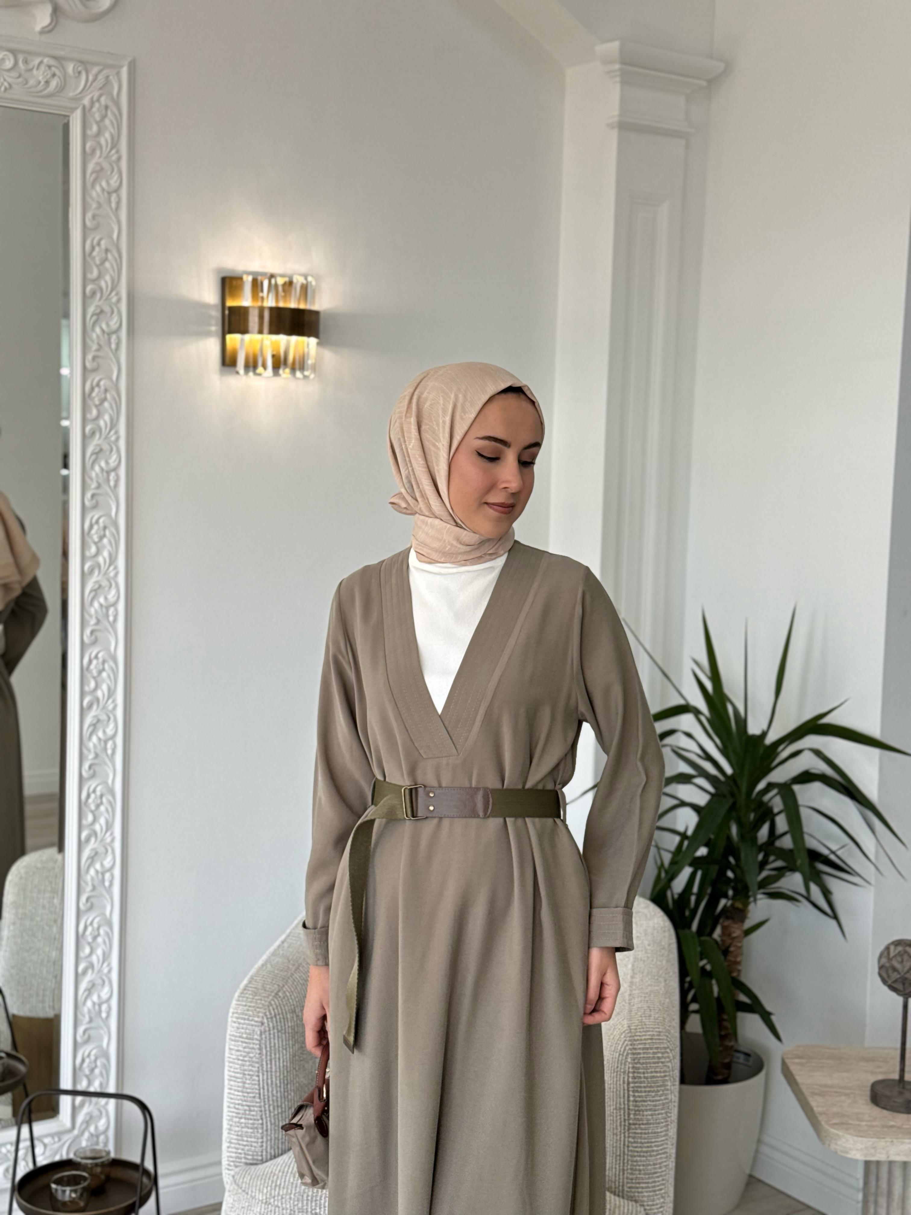 Nurcan Çetin V Yaka Kemerli Elbise Haki 25112