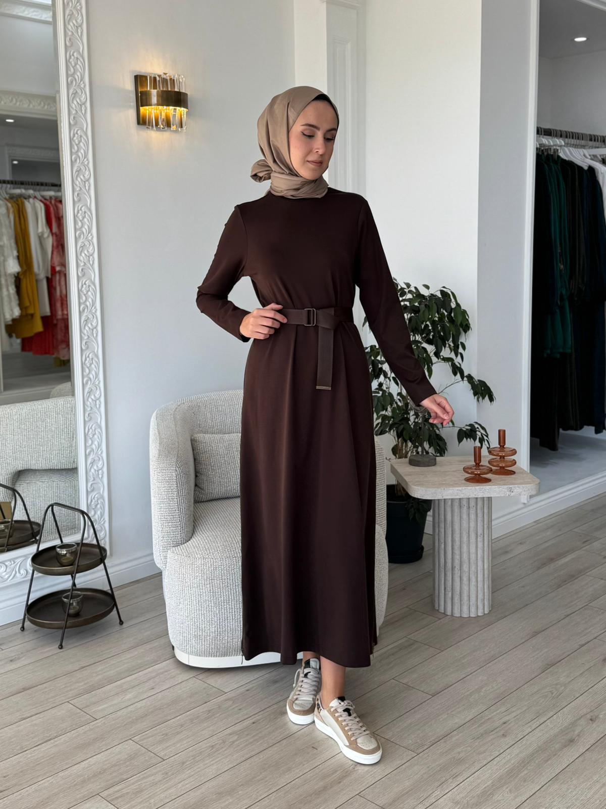 Nurcan Çetin Yandan Fermuarlı Kemerli Elbise 25177