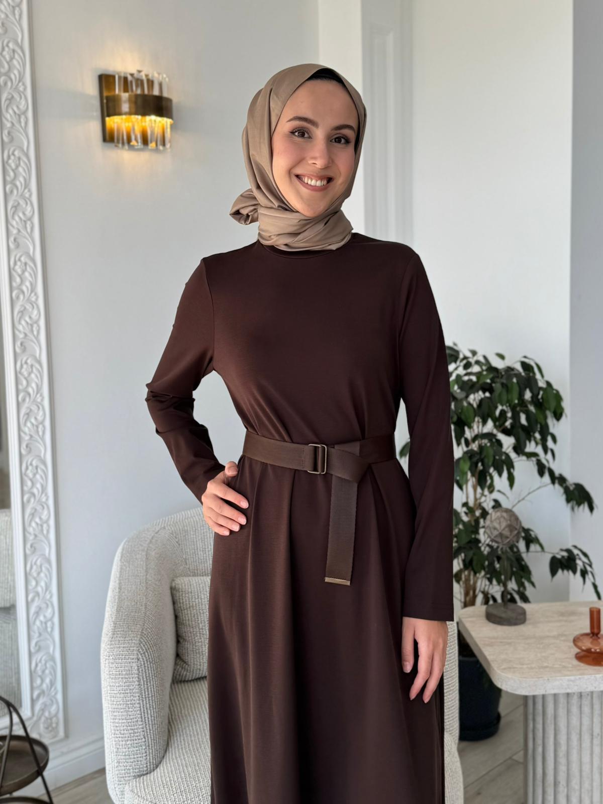 Nurcan Çetin Yandan Fermuarlı Kemerli Elbise 25177