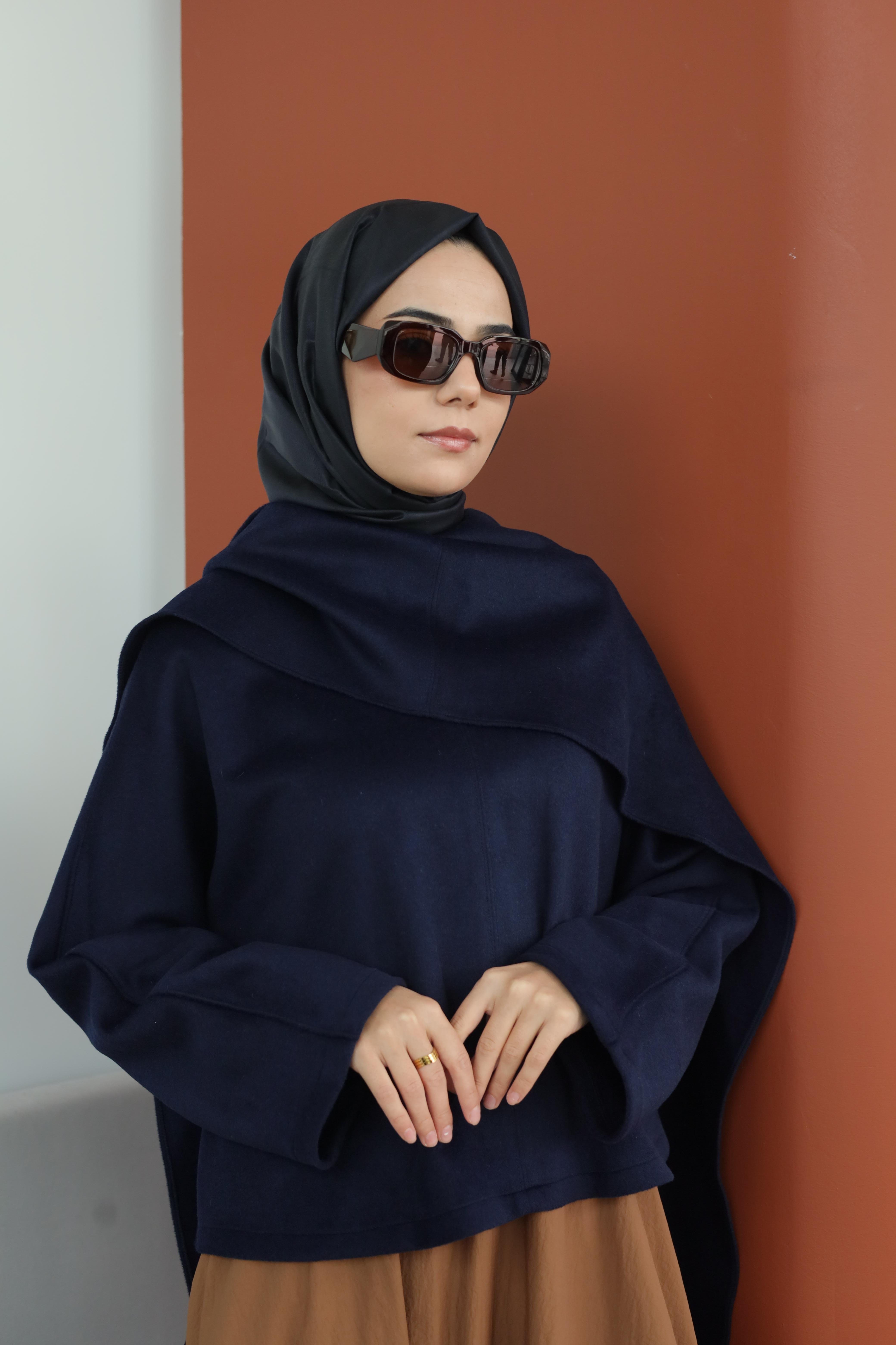 QOOQ Atkılı Kaşe Bluz Lacivert 26fw211