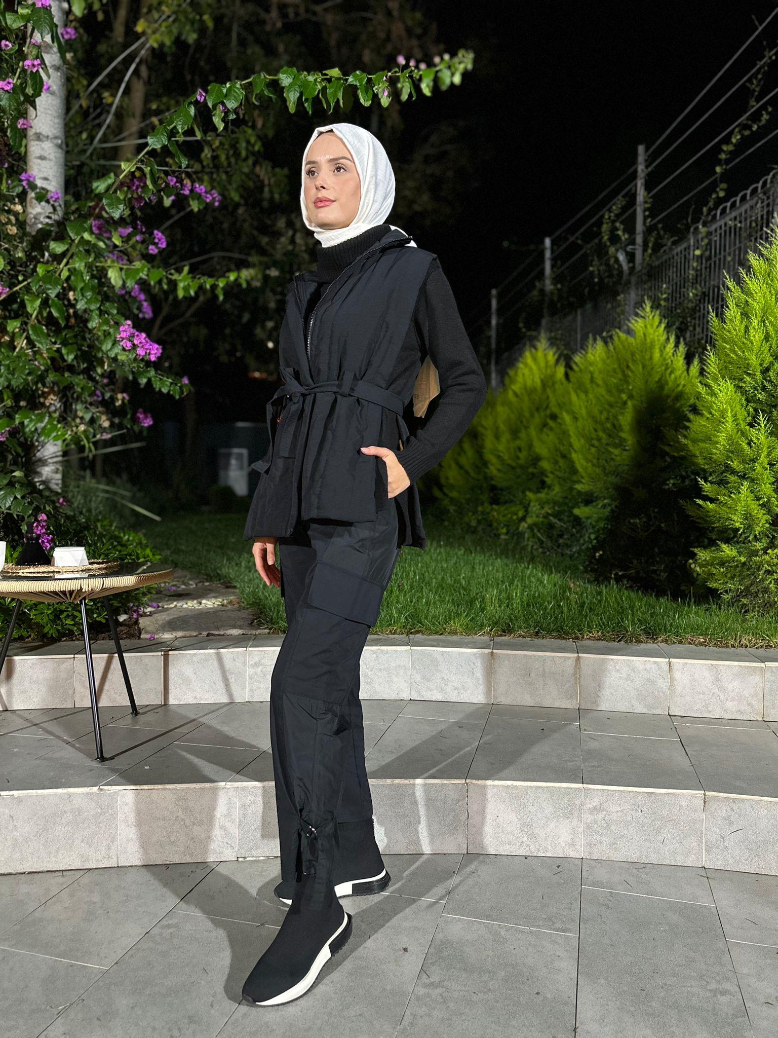 QOOQ Beyb Yelek Siyah 24fw621