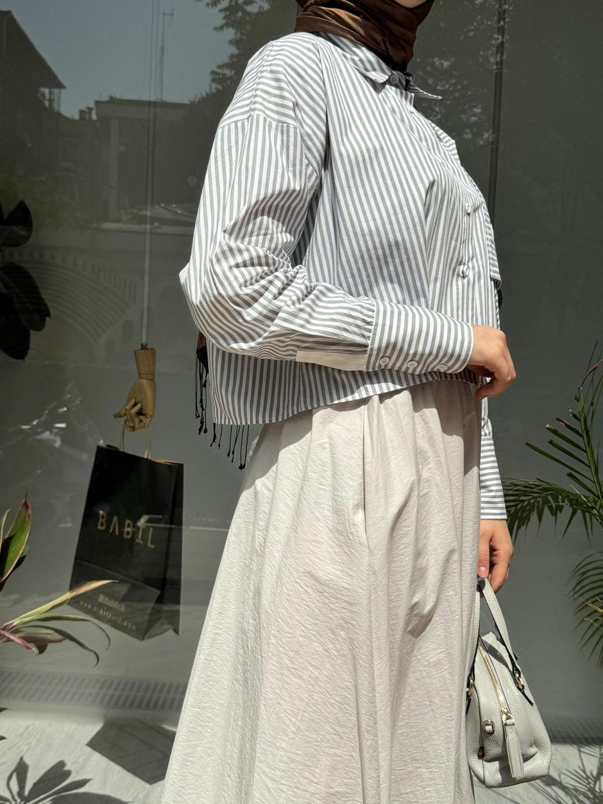 QOOQ Çizgili Crop Gömlek Yeşil 24ss248