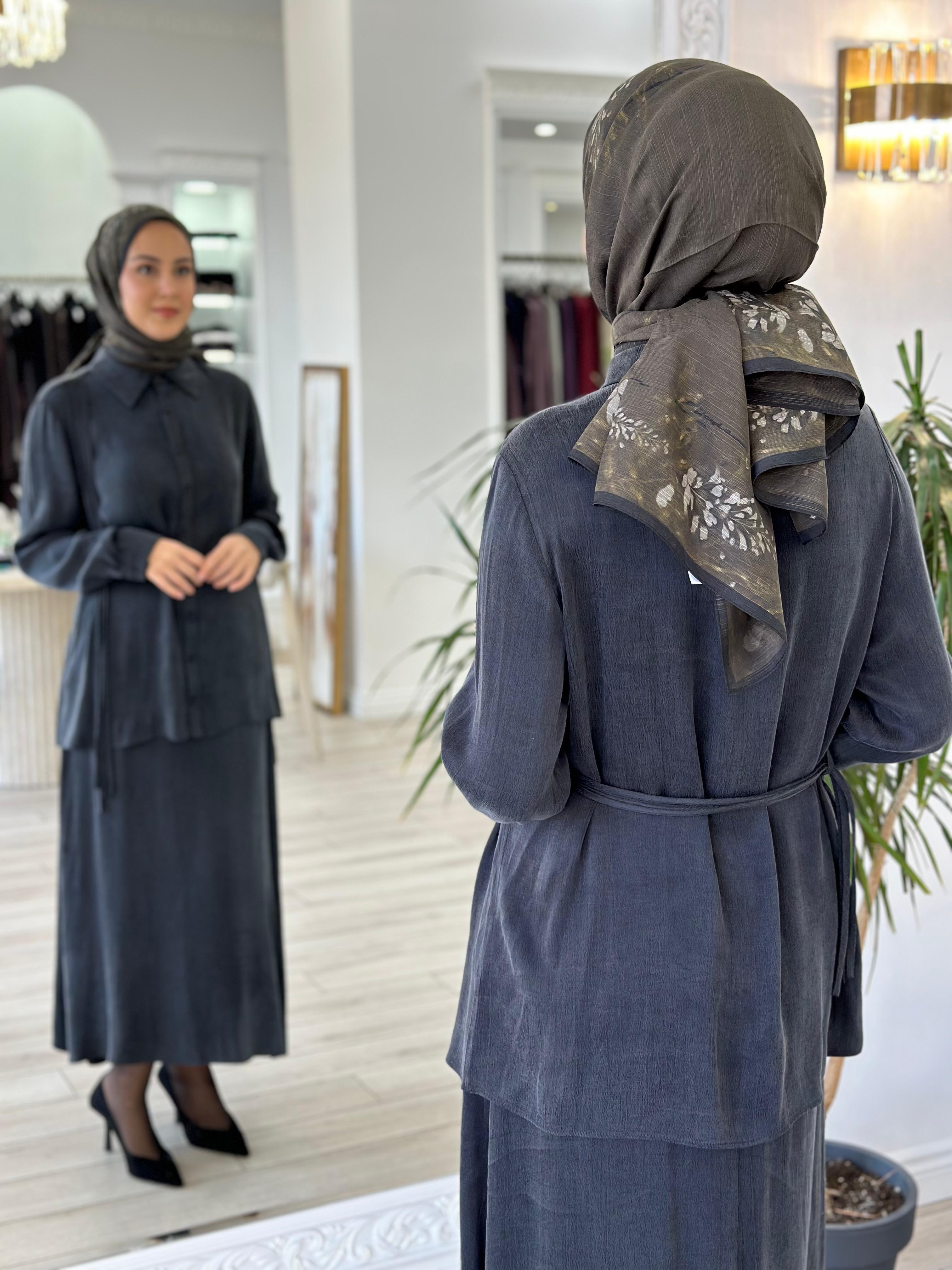 QOOQ Cupsa Takım Füme 25fw202