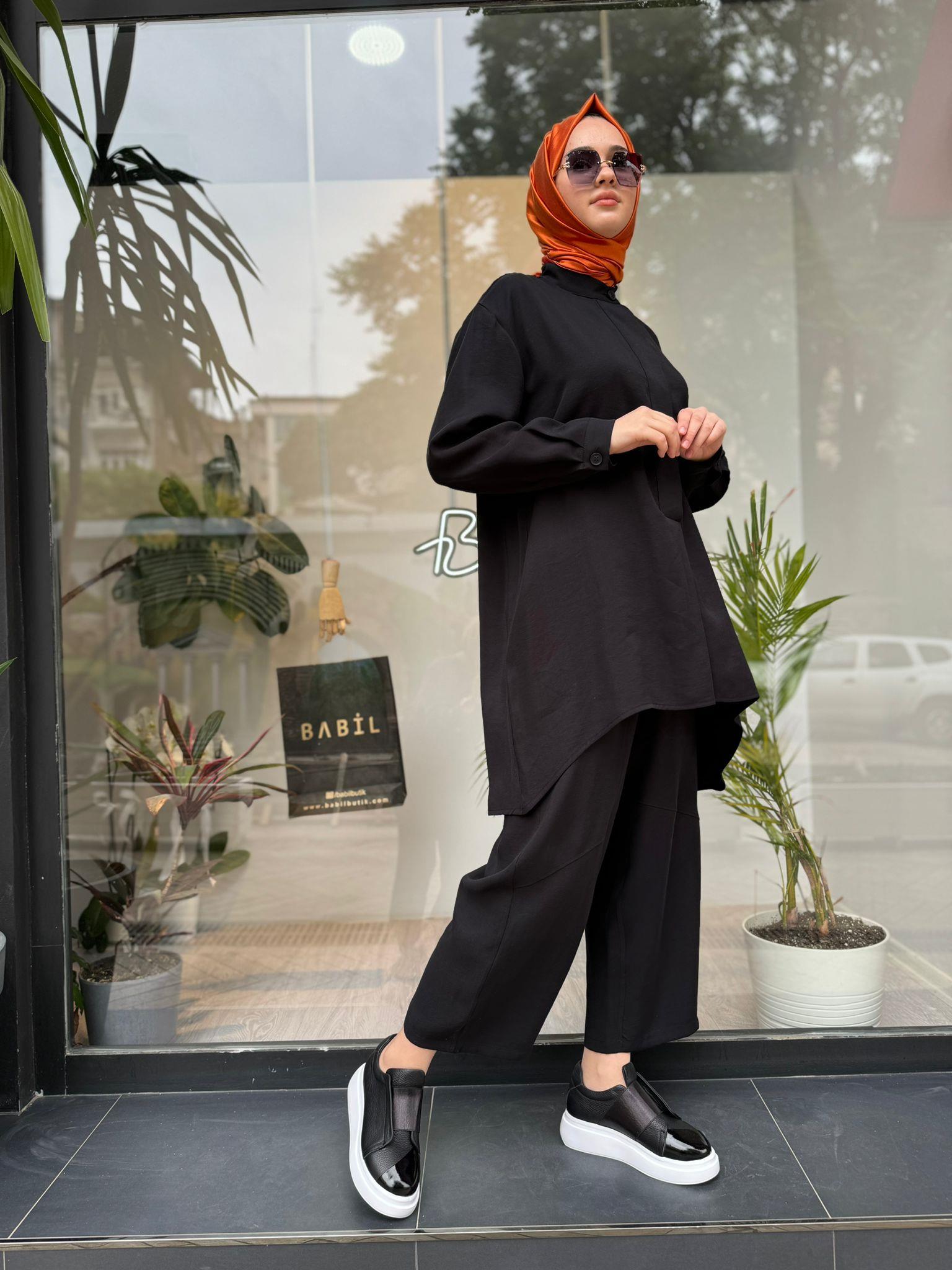 QOOQ Dorle Takım Siyah 24ss233