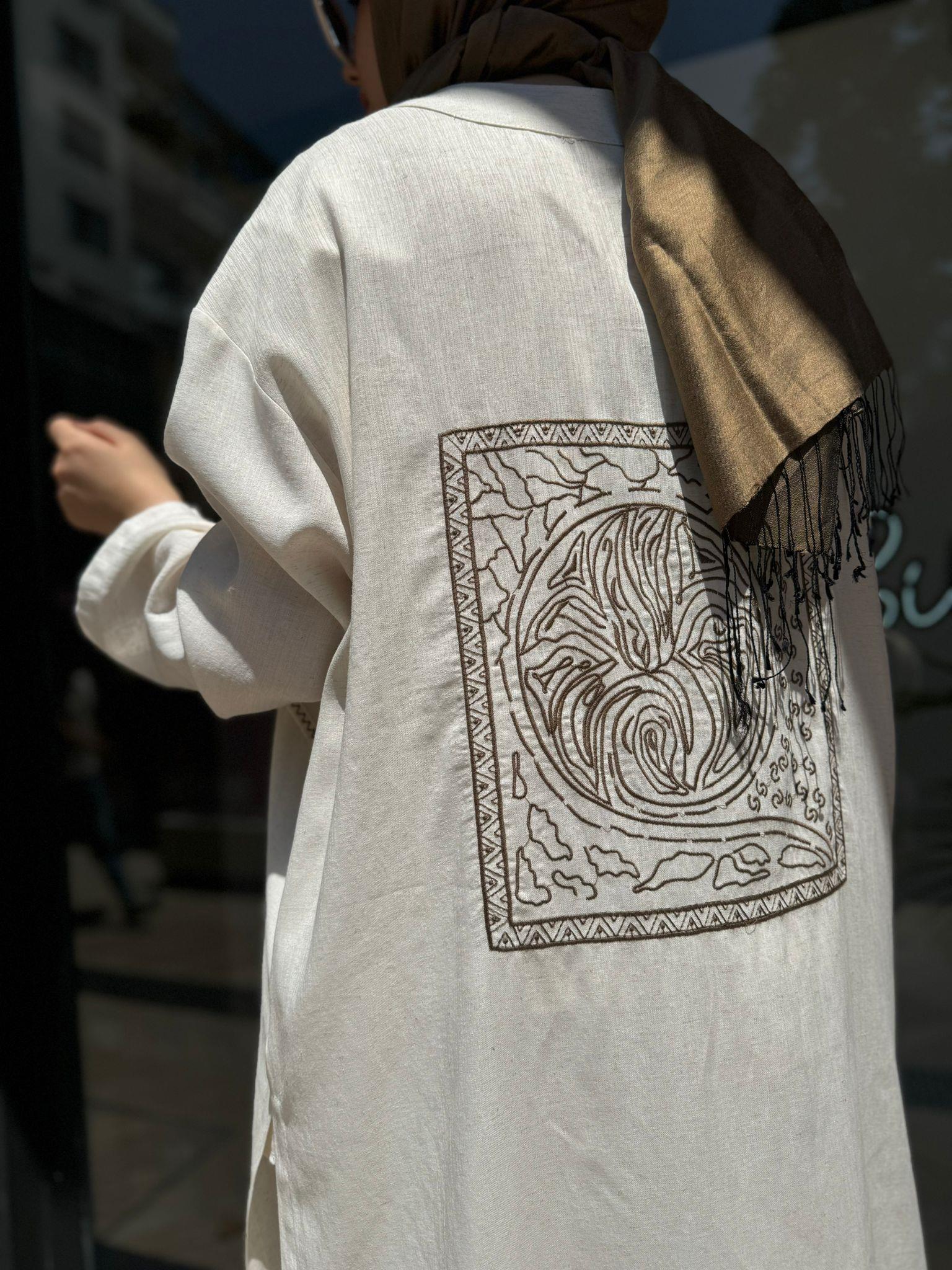 QOOQ Feronia Kimono Ekru 24ss607