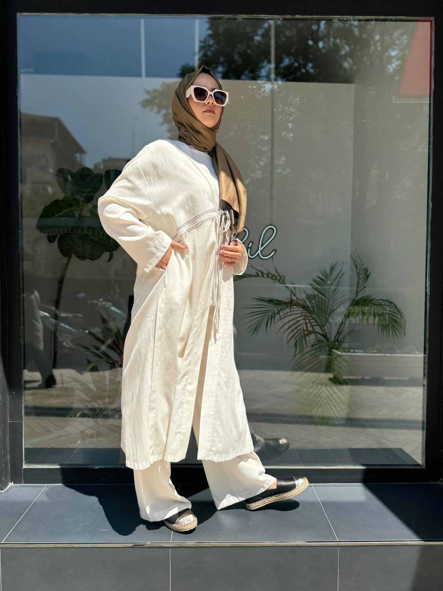 QOOQ Feronia Kimono Ekru 24ss607