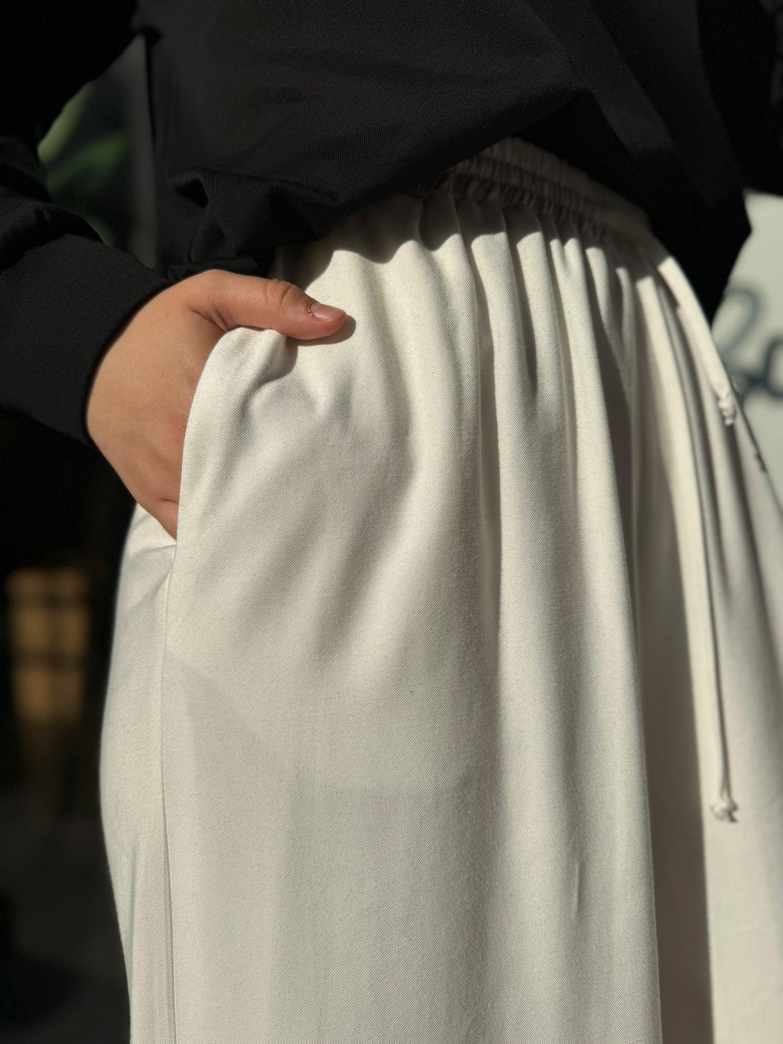 QOOQ Gloria Pantolon Astarlı Beyaz 24ss349
