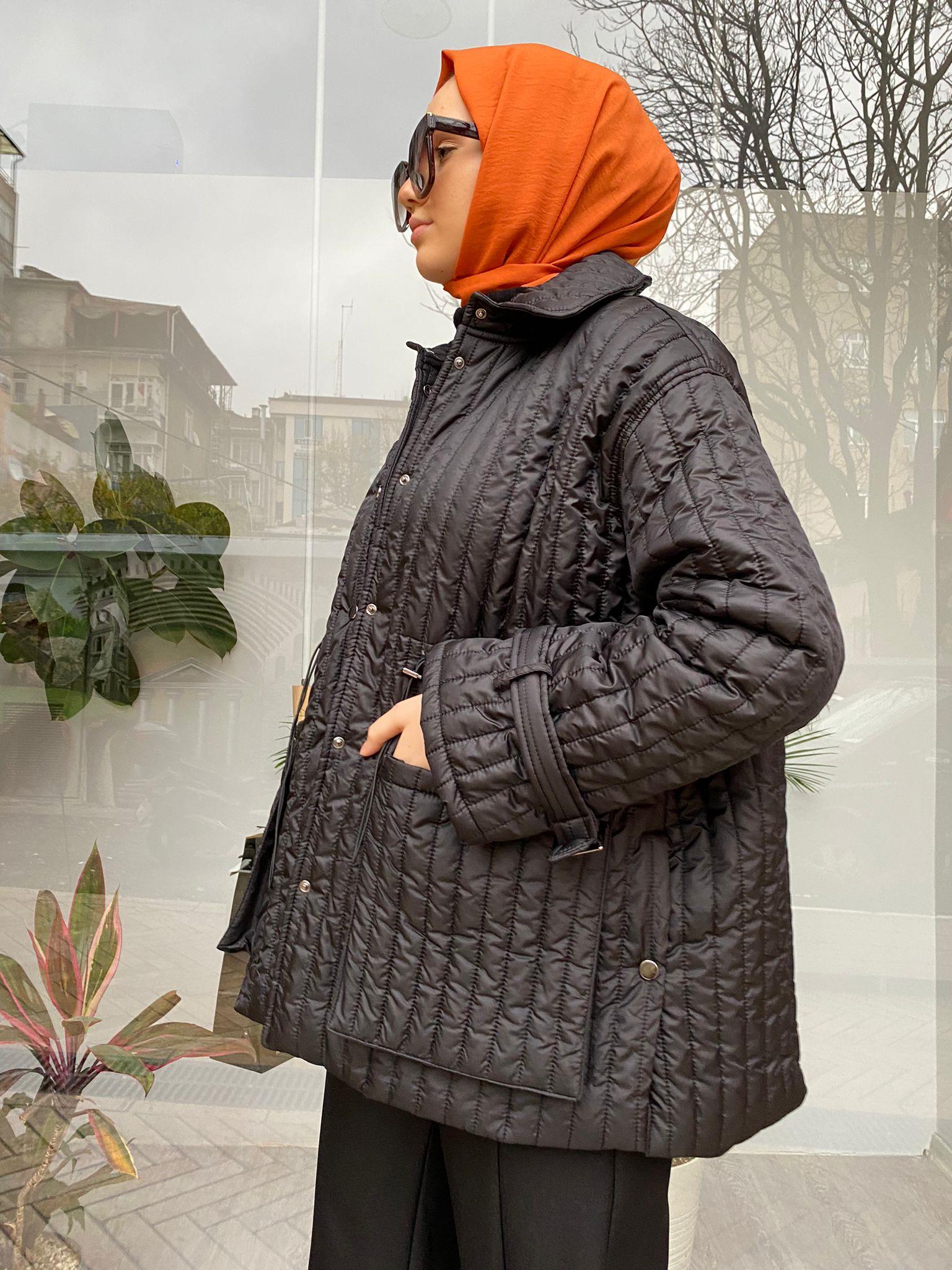 QOOQ İnce Kapitone Mont Siyah 24fw607