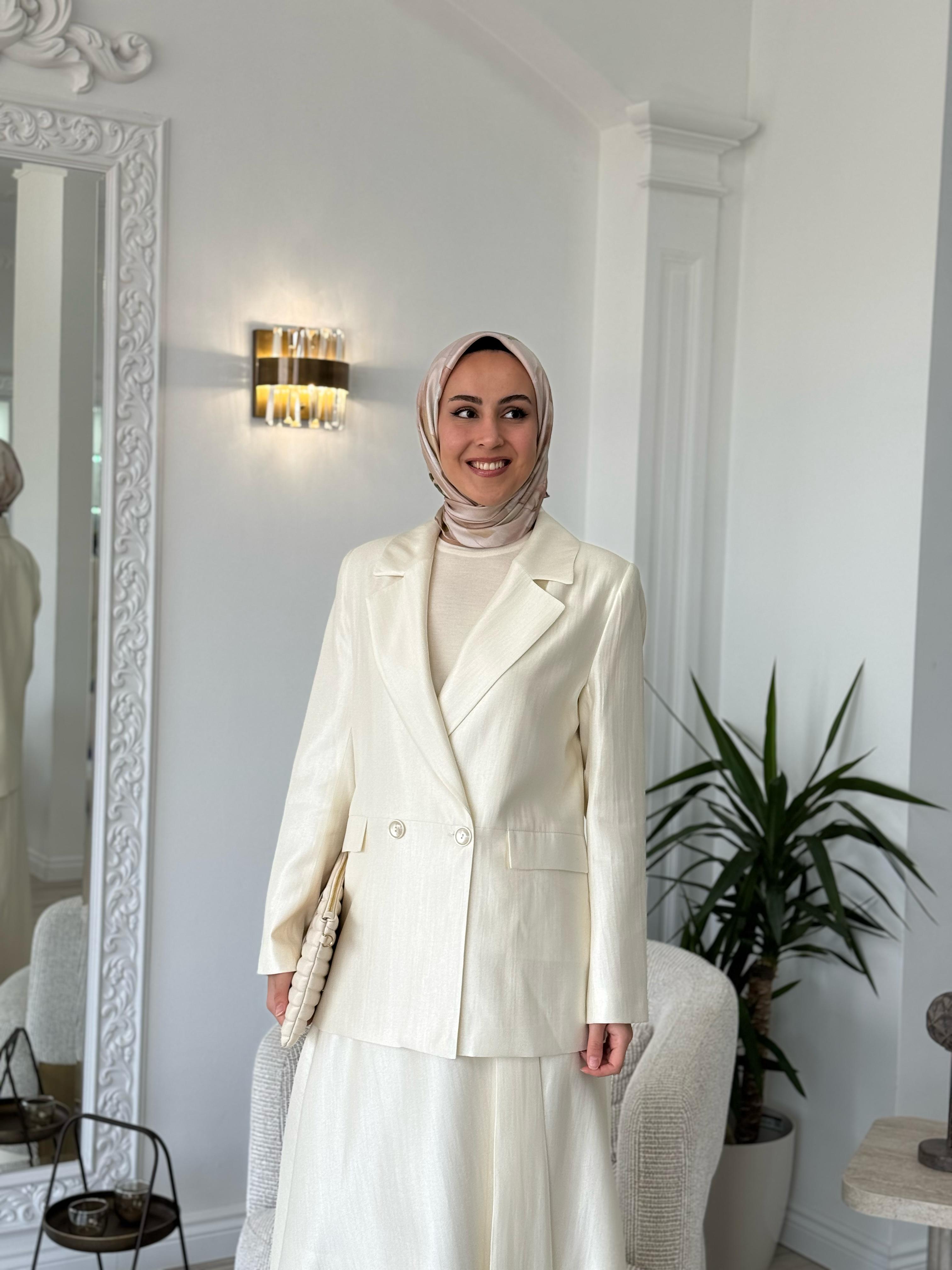 QOOQ İnci Takım 25ss628