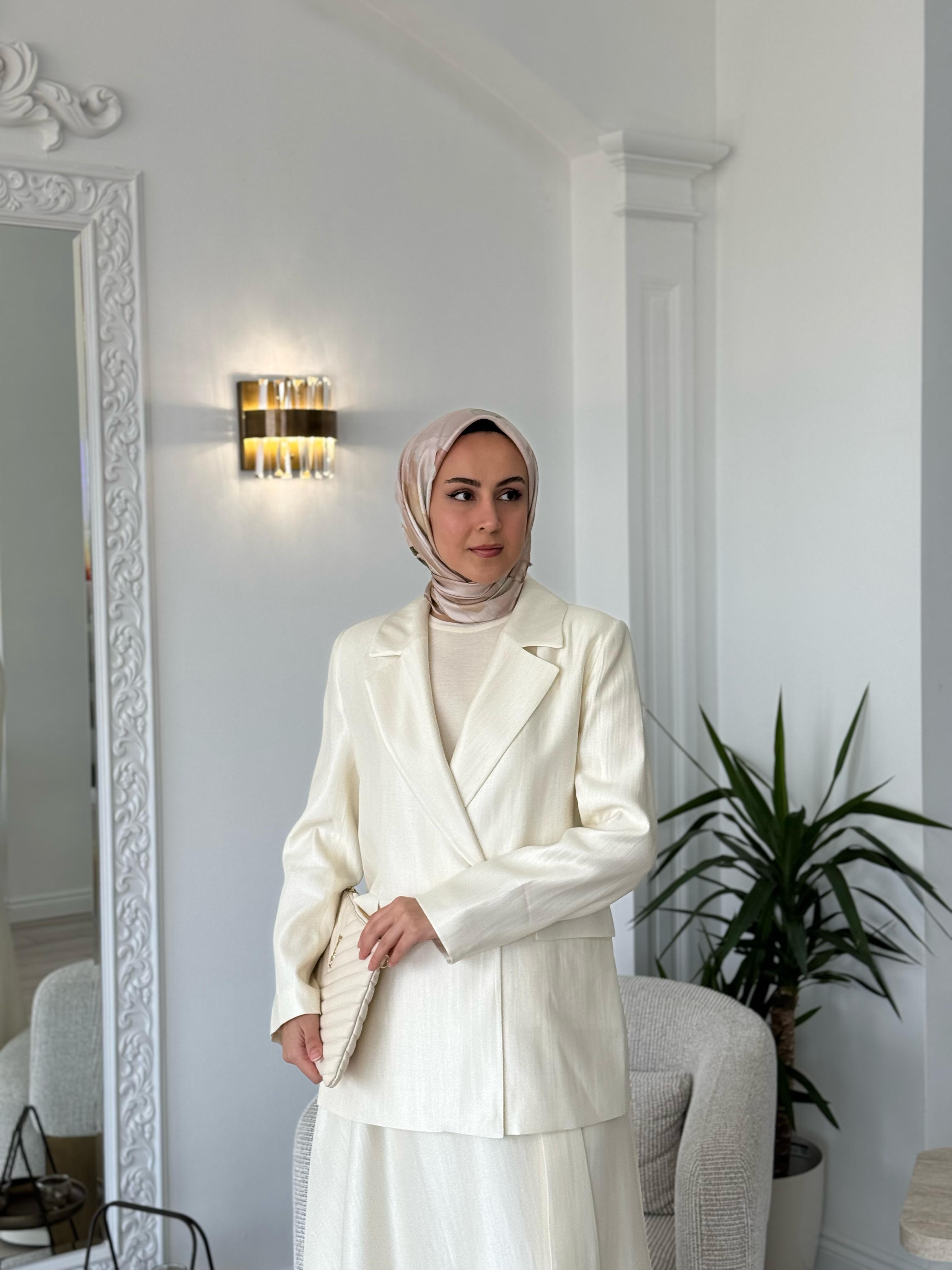 QOOQ İnci Takım 25ss628