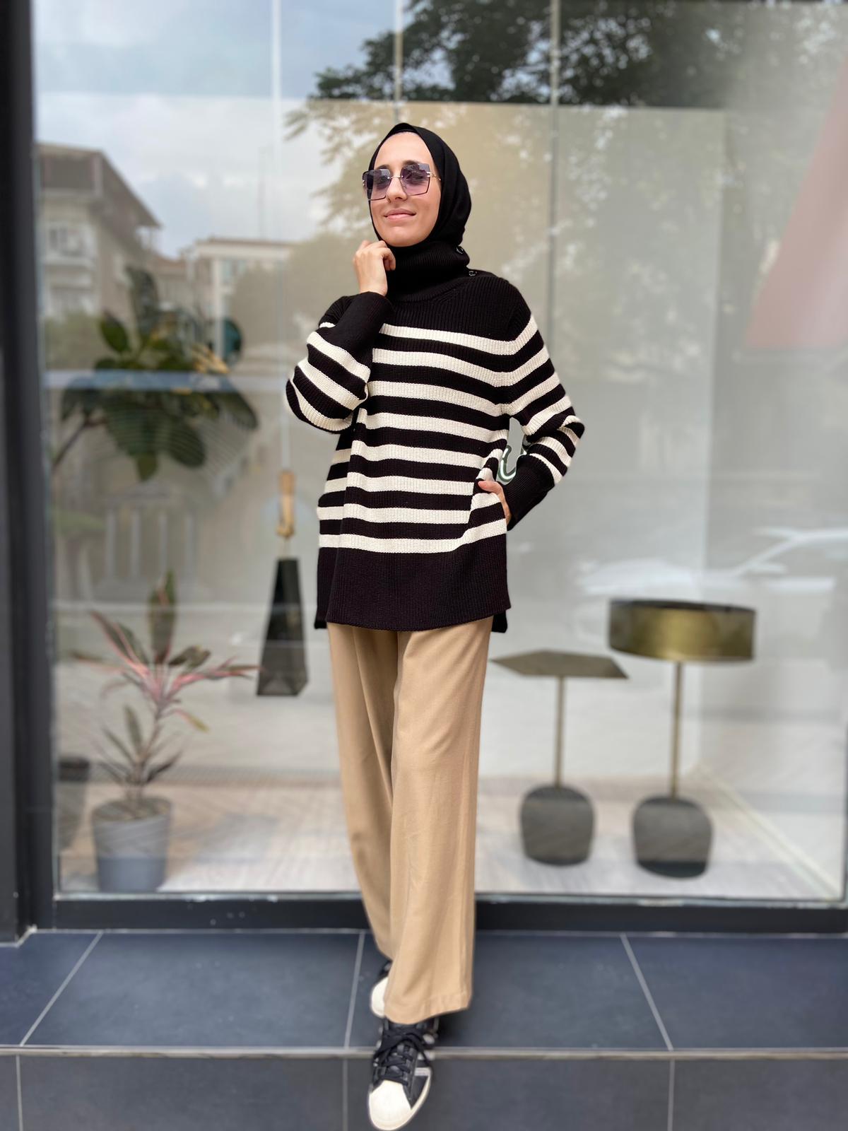 QOOQ Line Triko Kazak 24fw200
