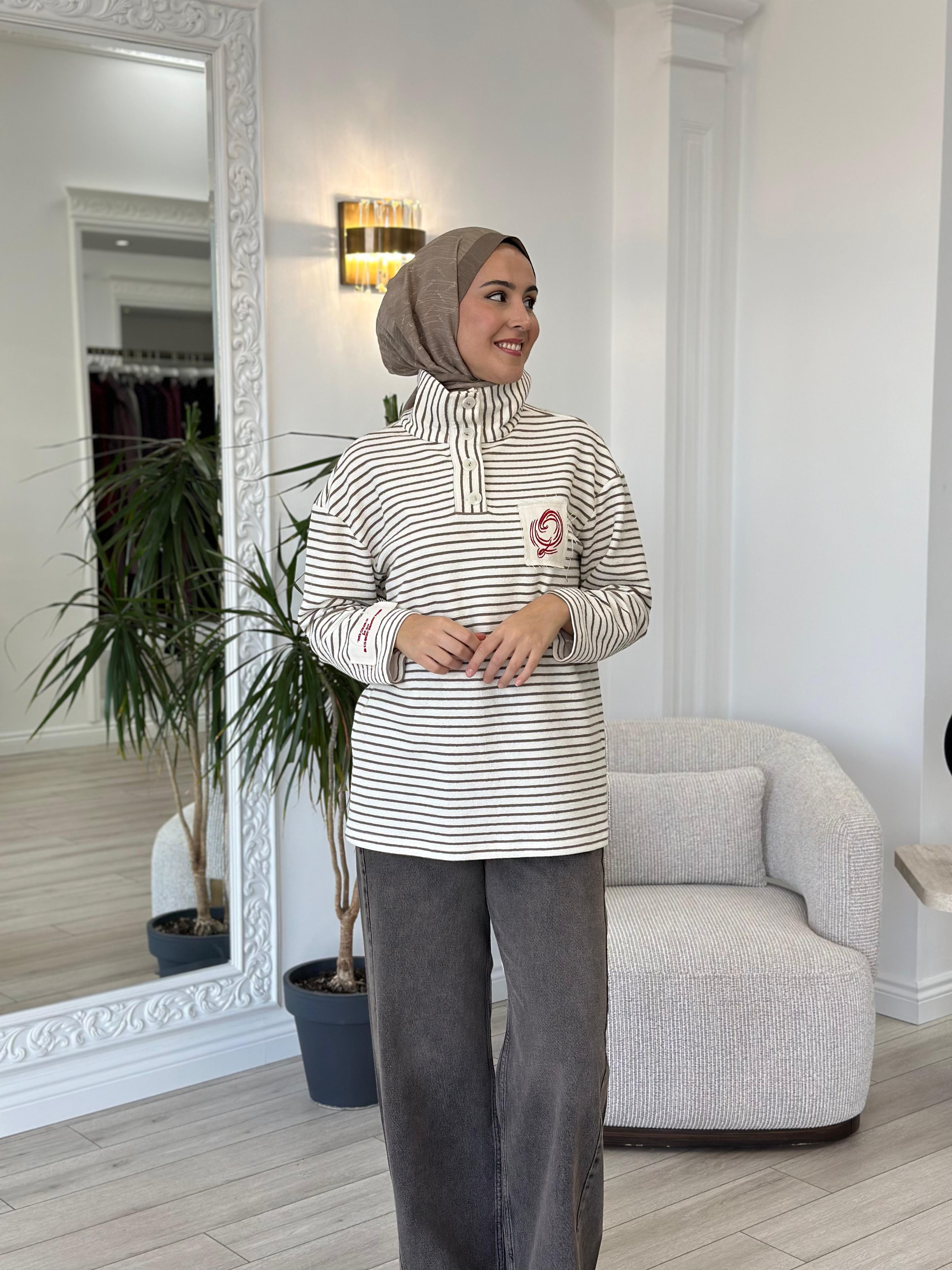 QOOQ Lora Sweat Bej 25fw234