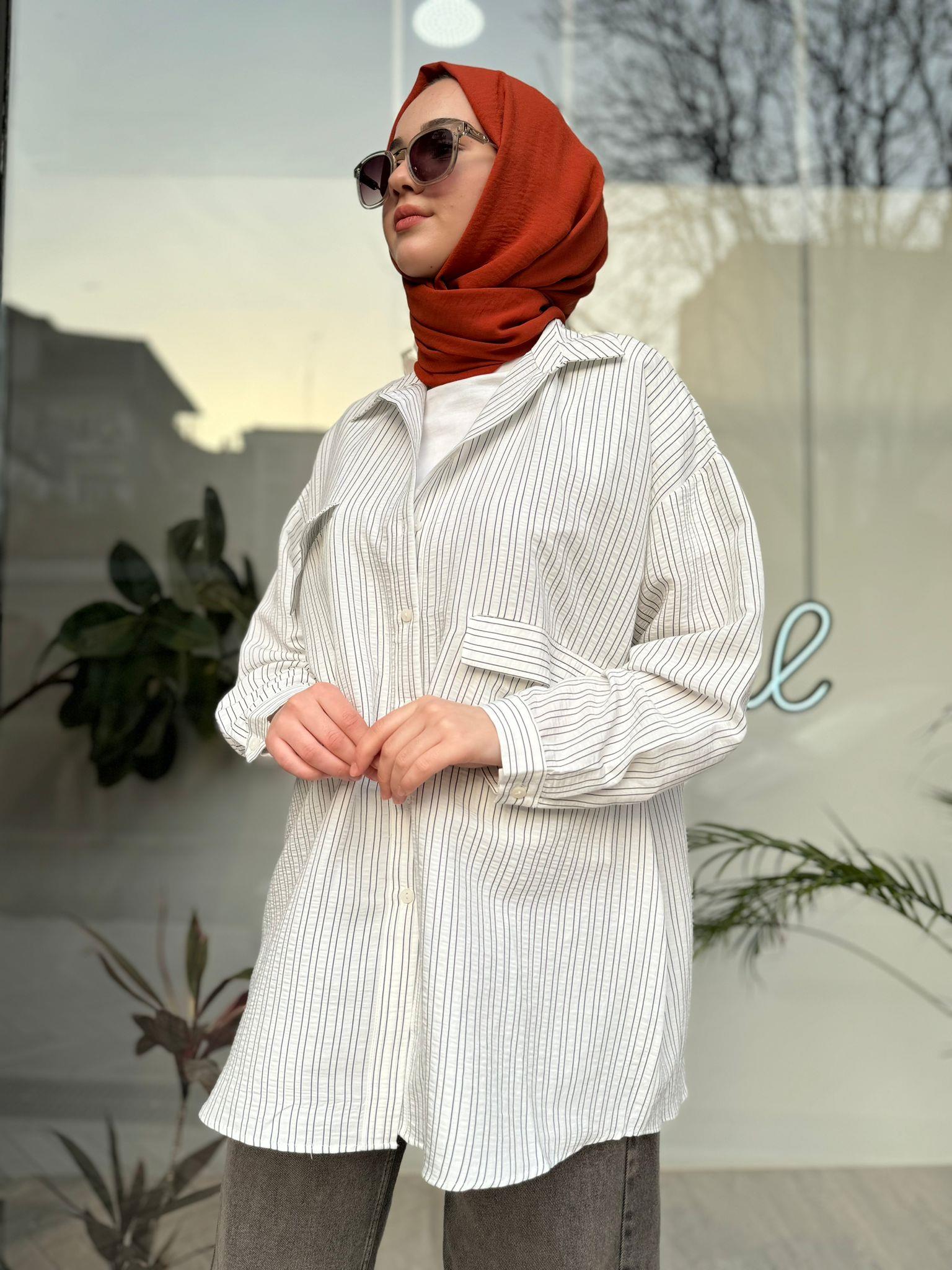 QOOQ Luvya Gömlek Çizgili 24ss212