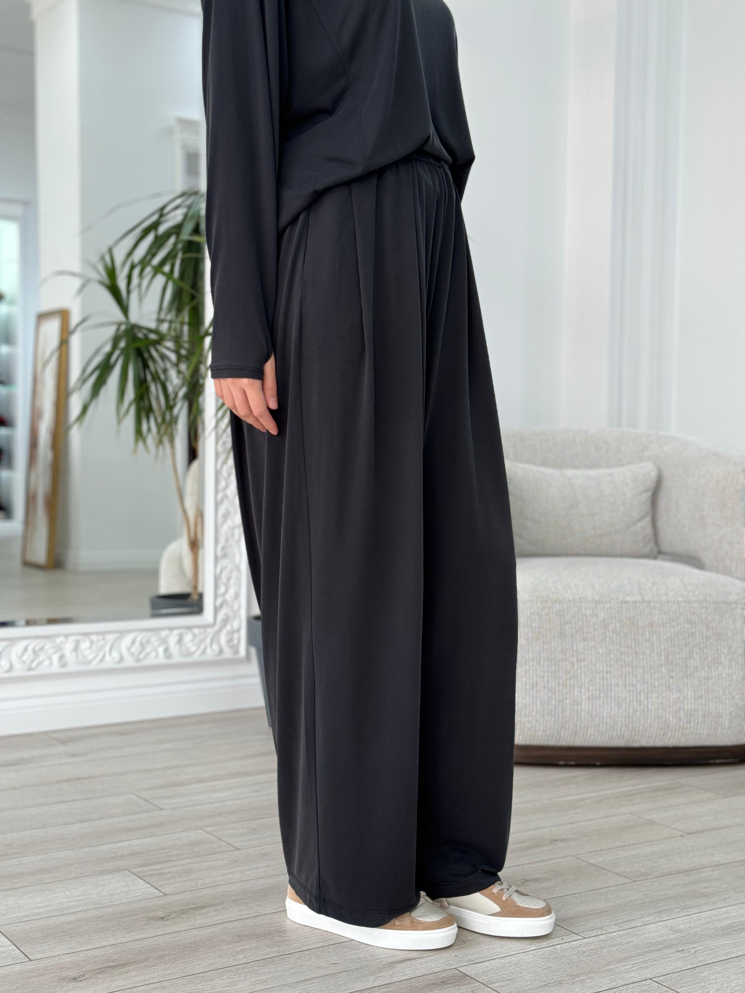 QOOQ Moja Takım Siyah 25fw211
