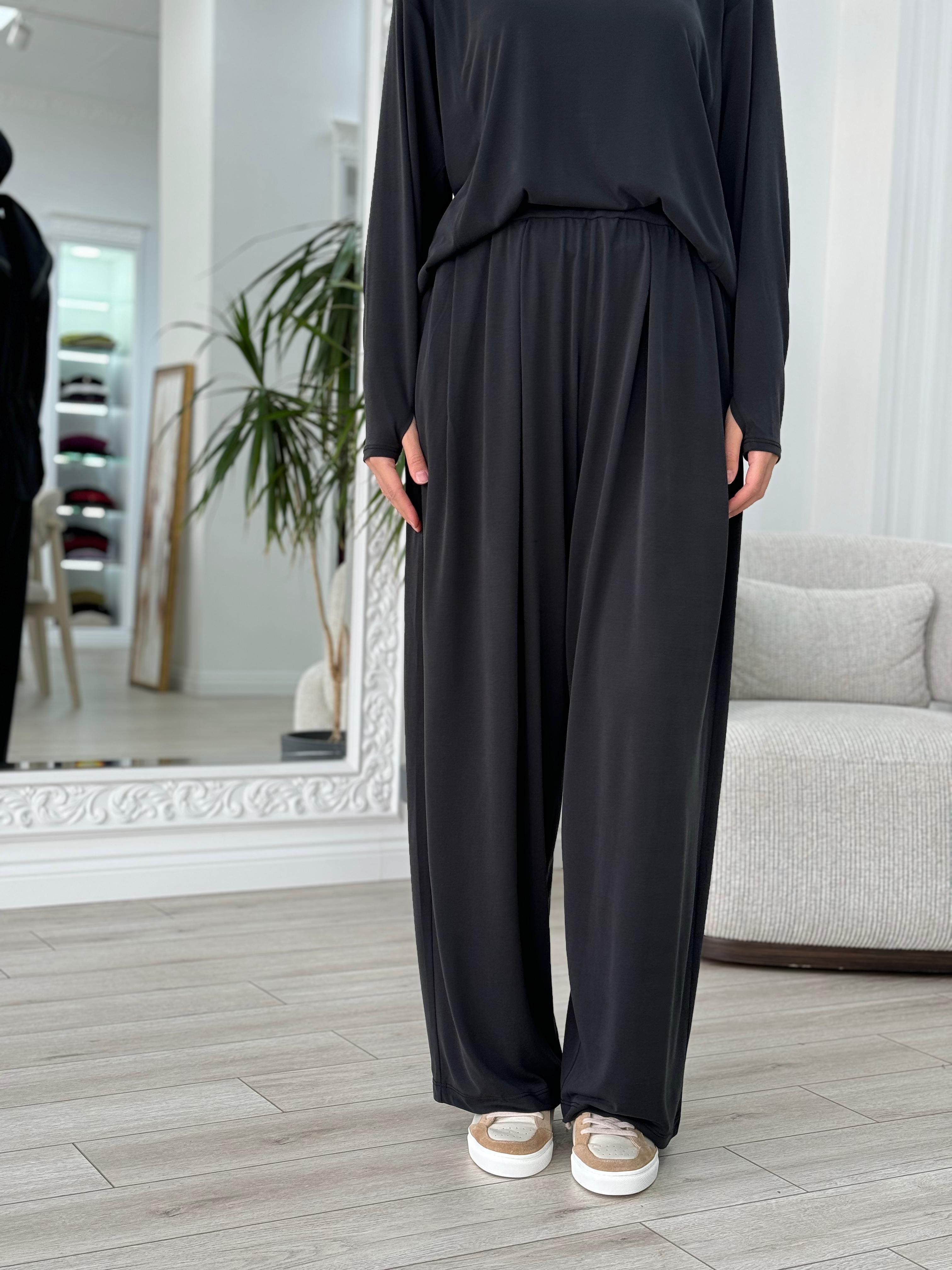 QOOQ Moja Takım Siyah 25fw211