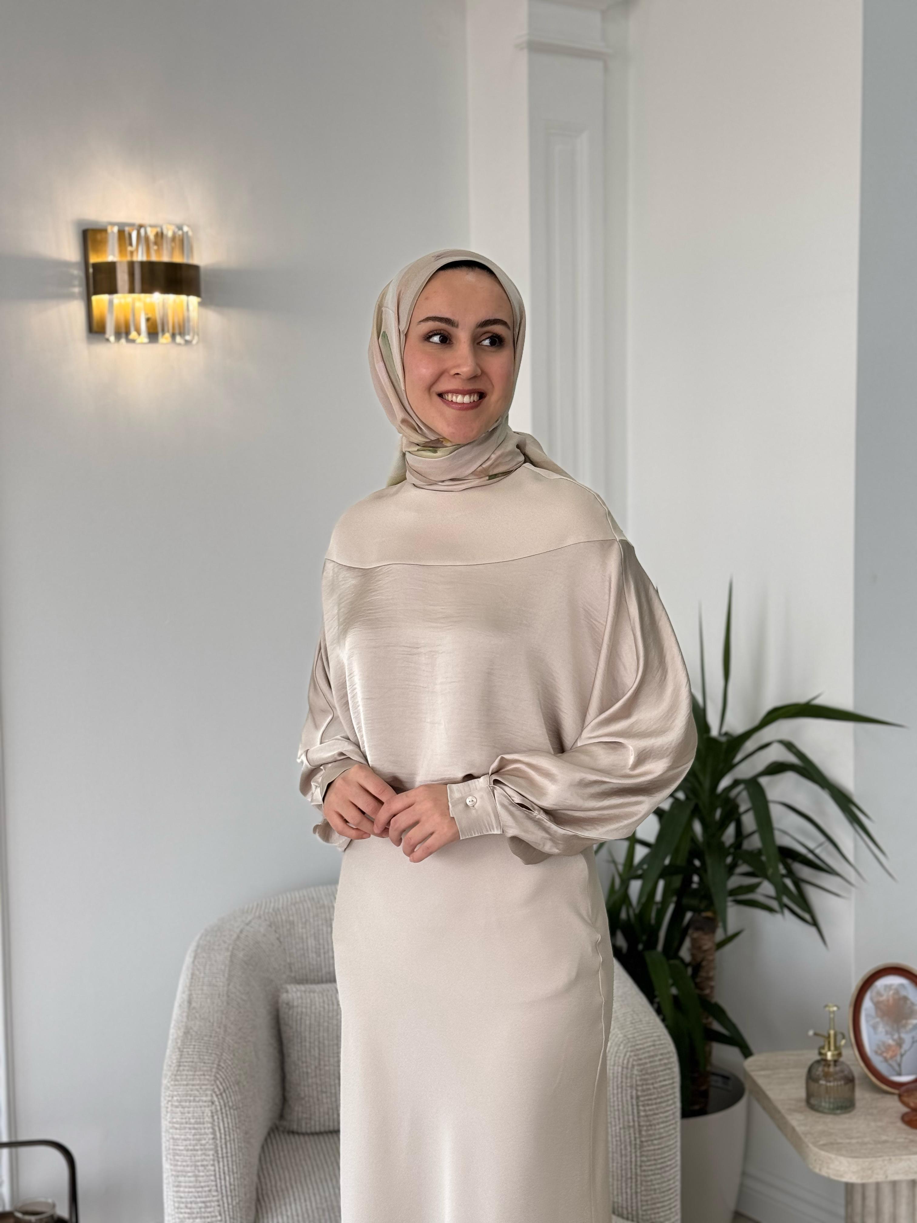 QOOQ Sand Takım 25ss224