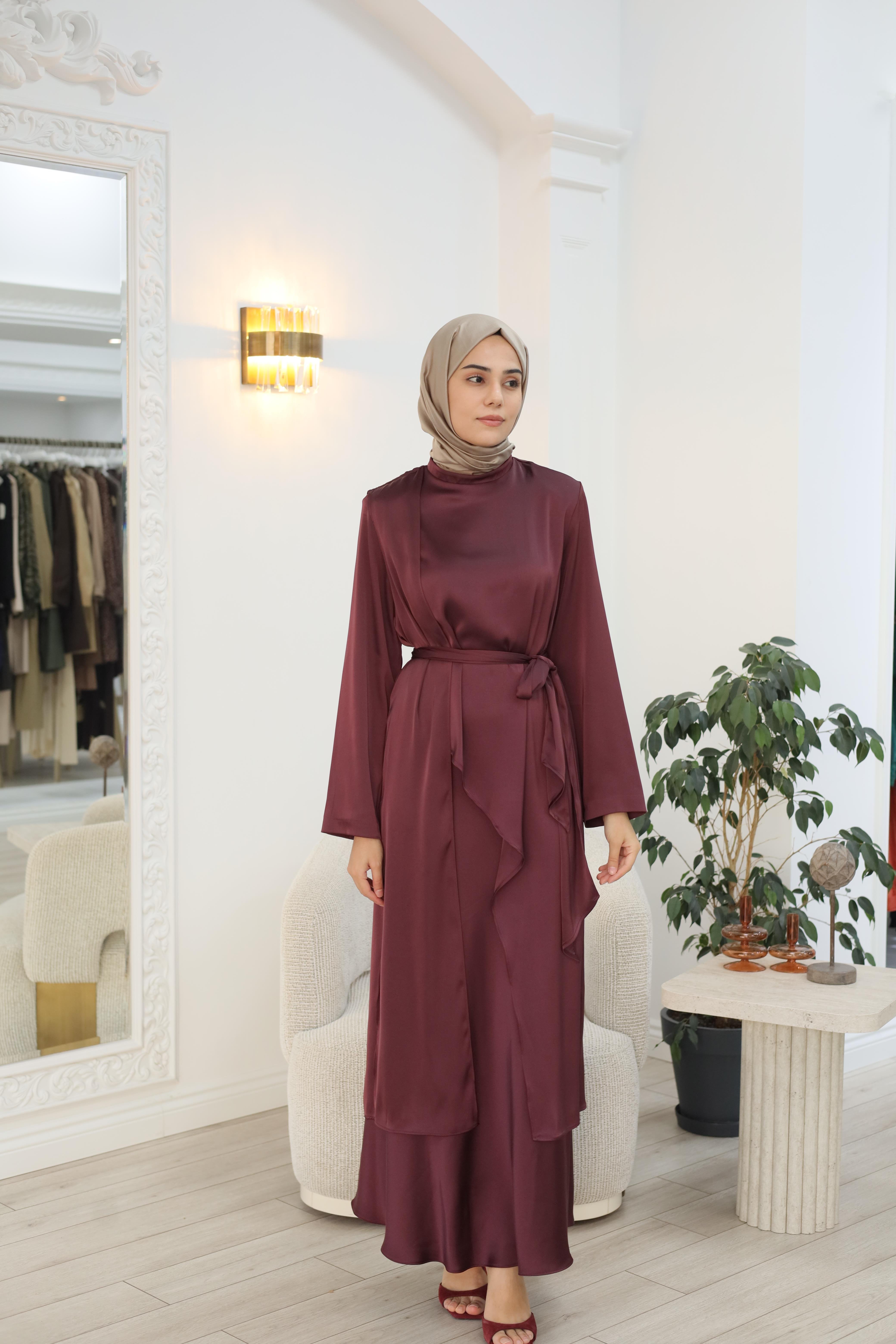 QOOQ Saten Takım 26fw201