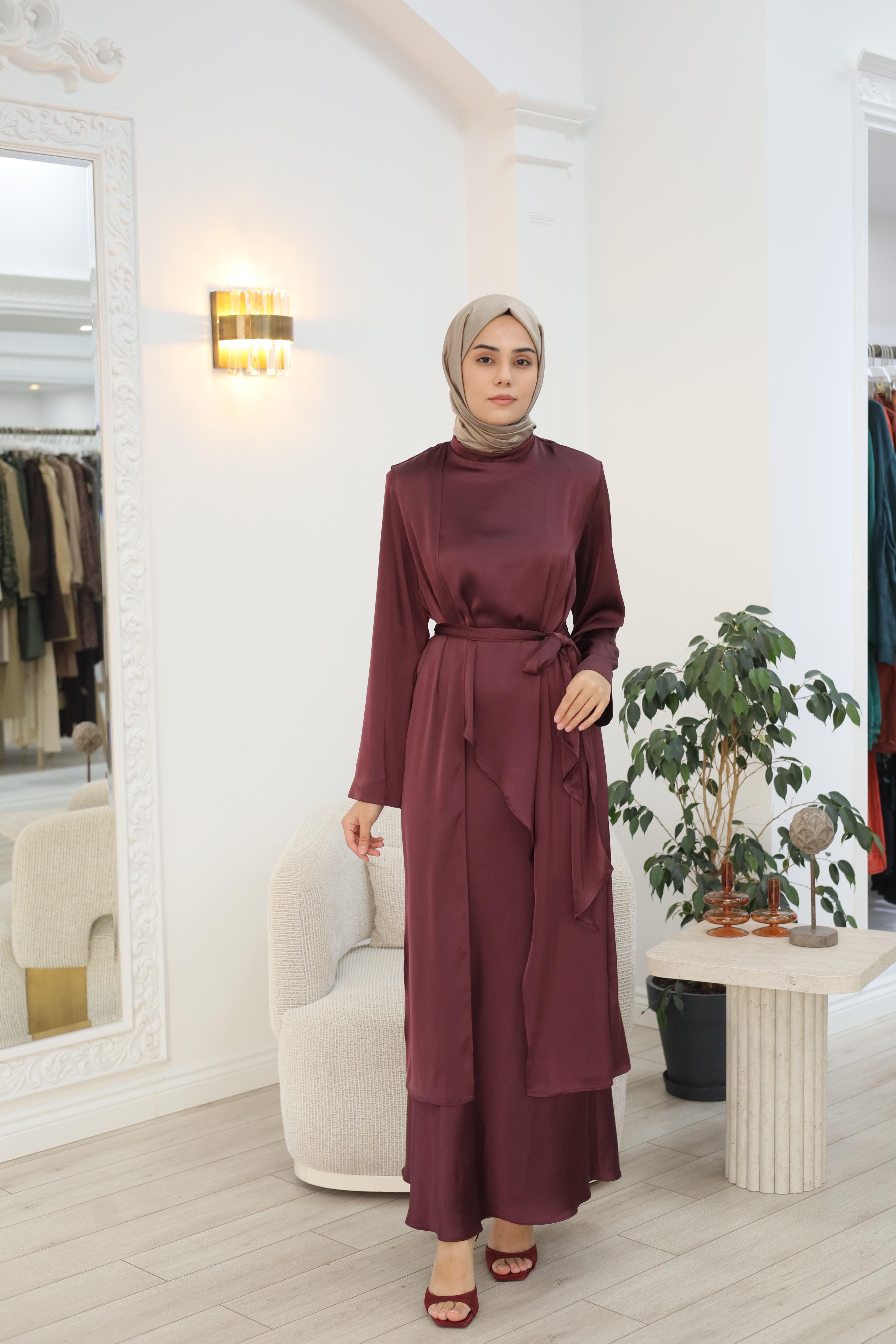 QOOQ Saten Takım 26fw201