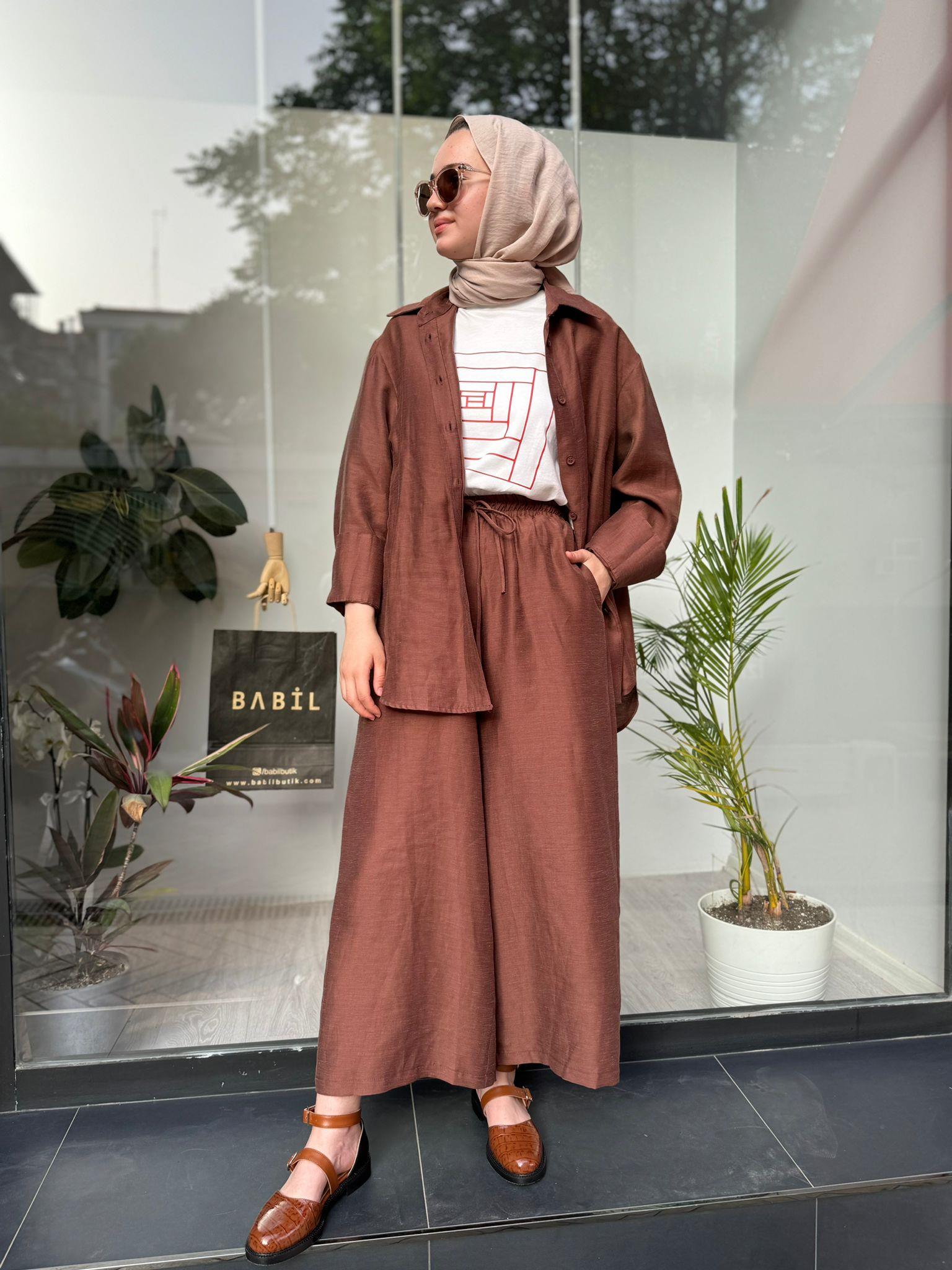 QOOQ Tenket Pantolon Bol Paça Kahve 24ss350