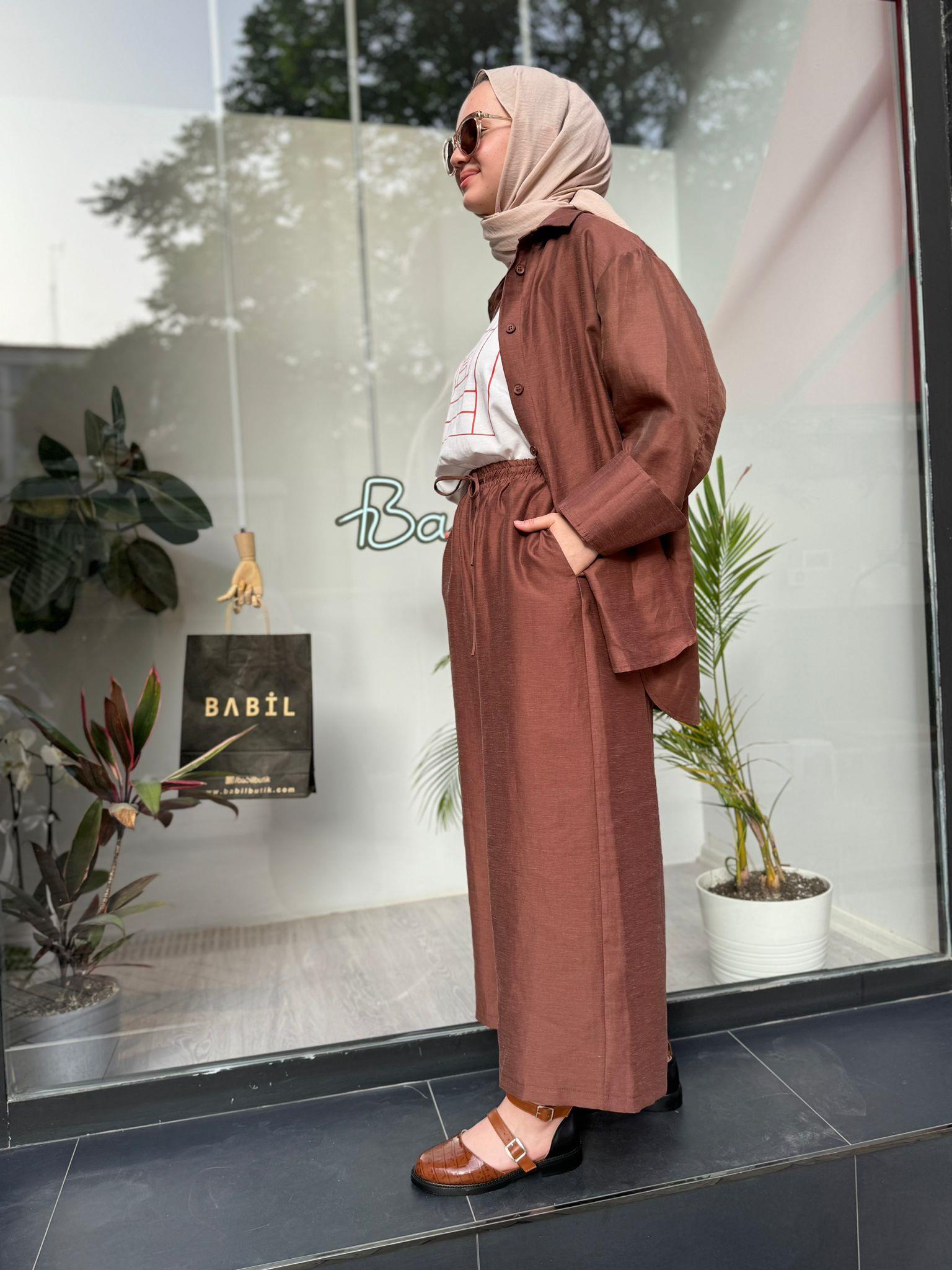 QOOQ Tenket Pantolon Bol Paça Kahve 24ss350