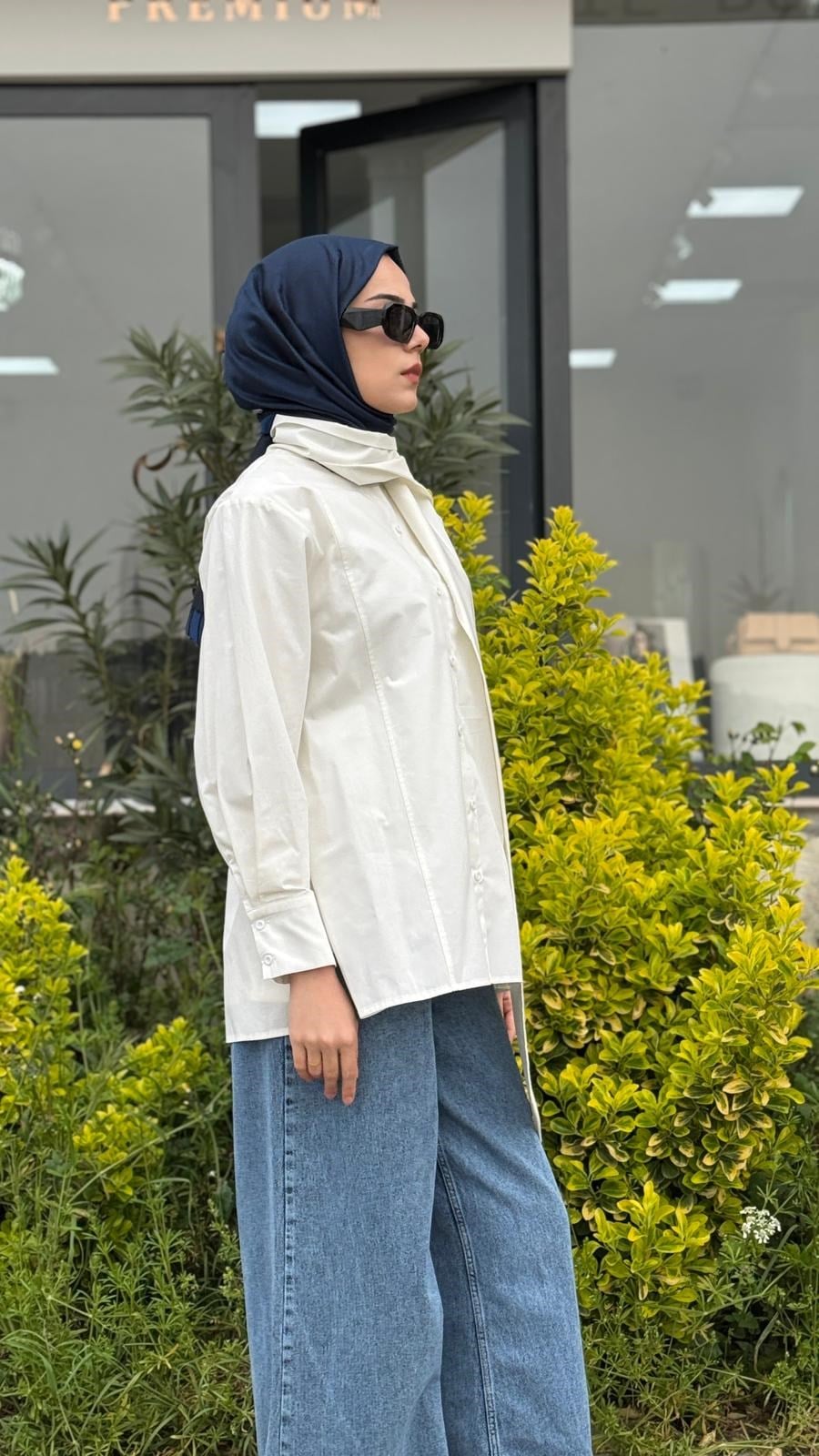QOOQ Yakası Uzun Gömlek 26ss204