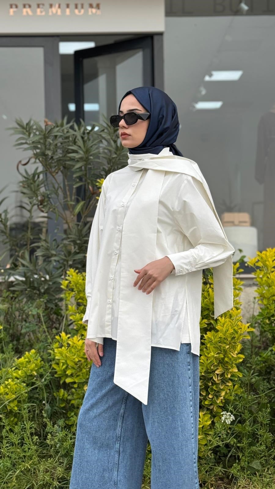 QOOQ Yakası Uzun Gömlek 26ss204
