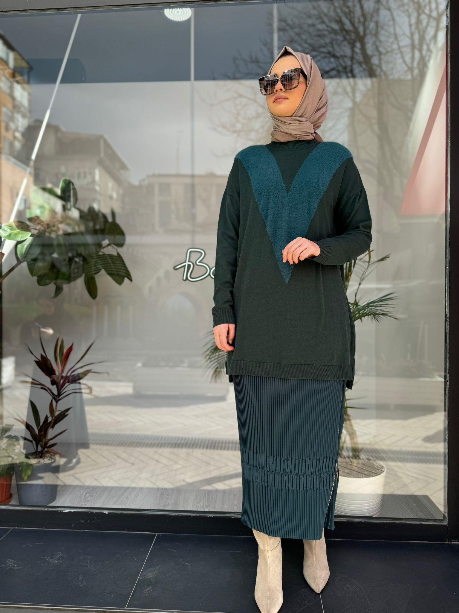 Tığ Triko Önü V Mink Detaylı Tunik Zümrüt 21472