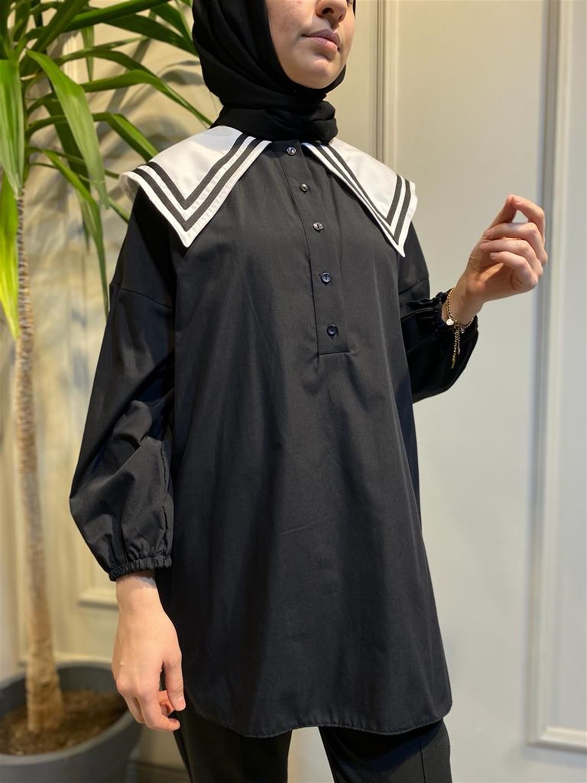 Touche Yakalı Poplin Siyah Tunik 22F1X080