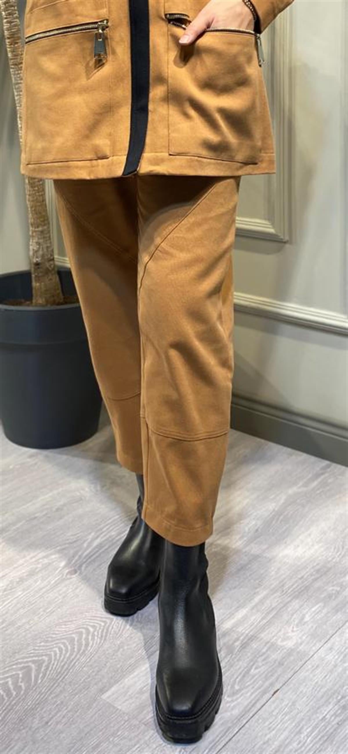 Venöve Salve Camel Pantalon 23FW0019