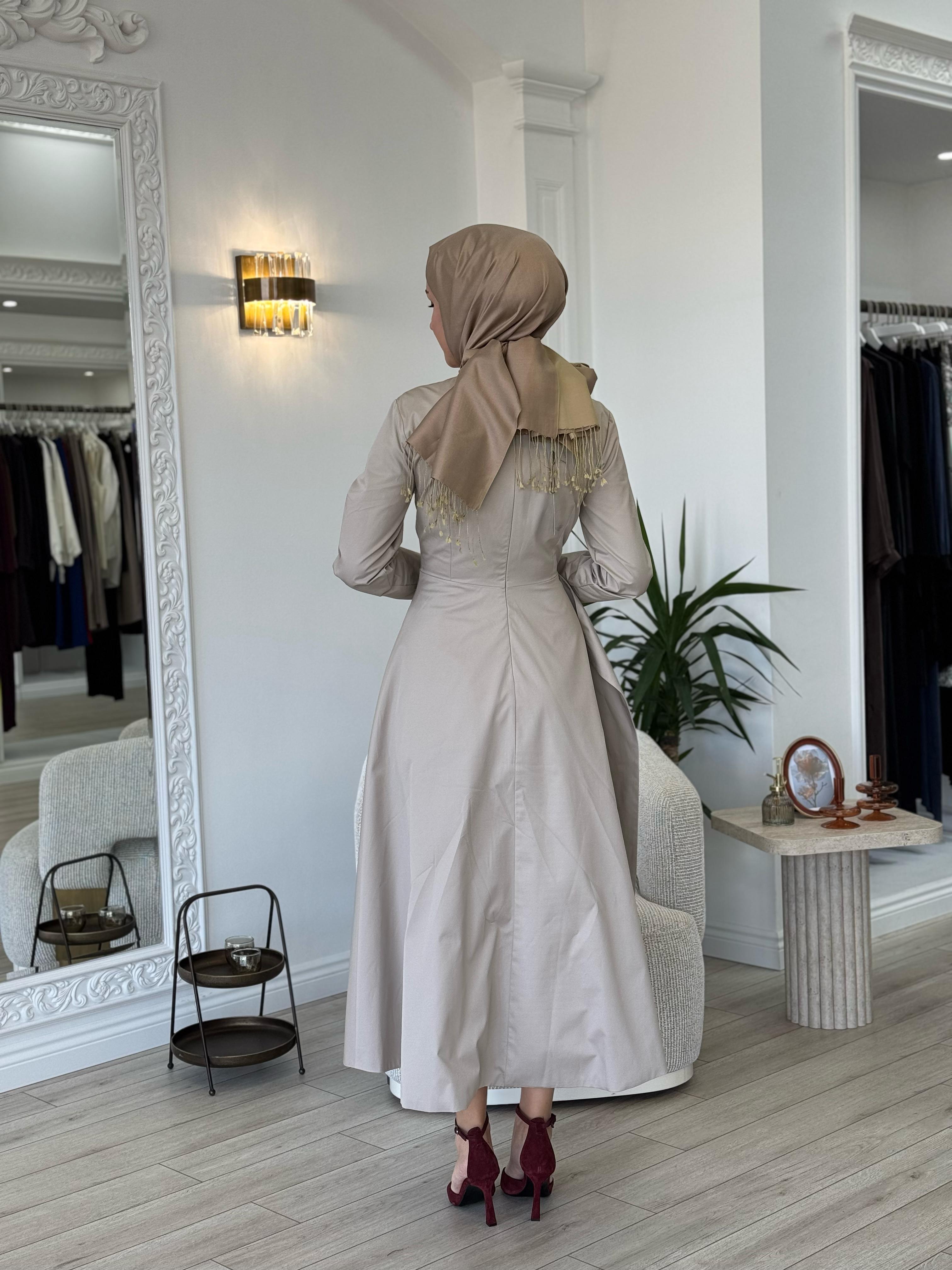 Vuu Beli Fiyonklu Elbise Bej 25ssv4007