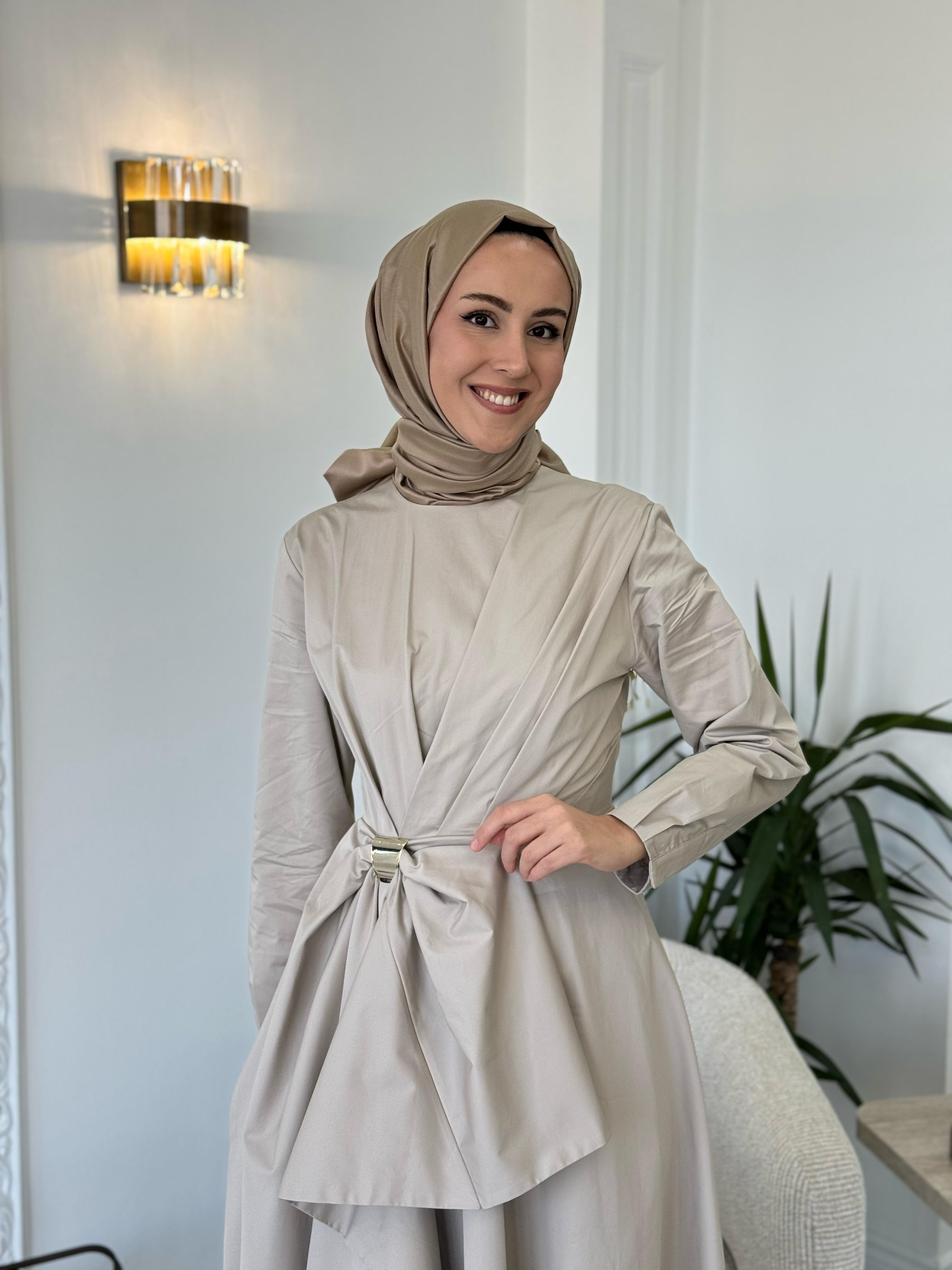 Vuu Beli Fiyonklu Elbise Bej 25ssv4007