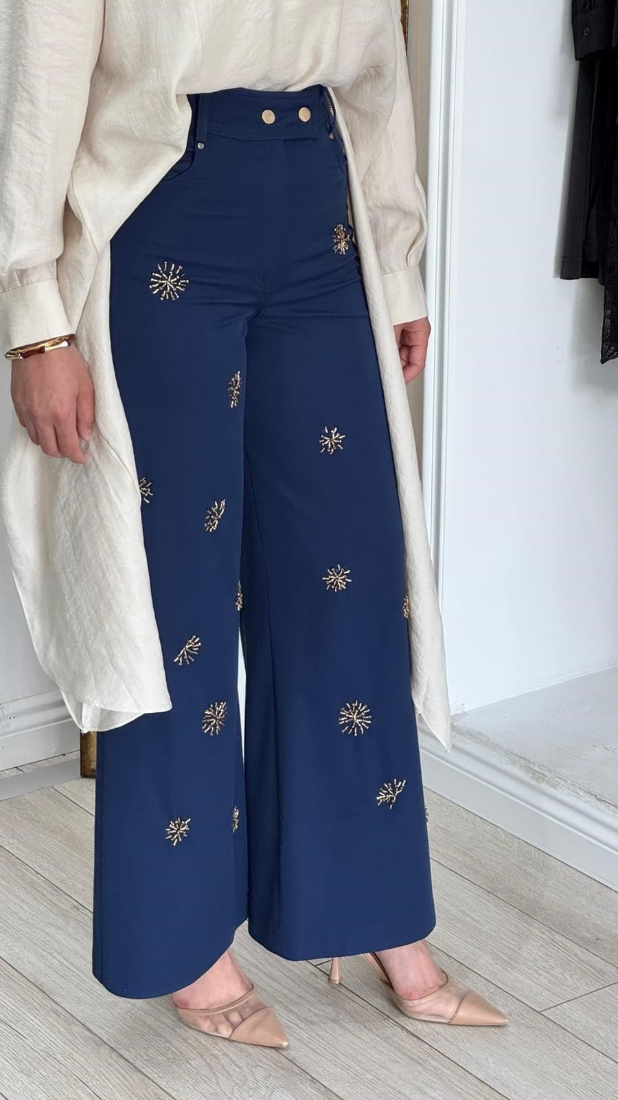 VUU İşlemeli Bol Denim Pantolon 26ss4047