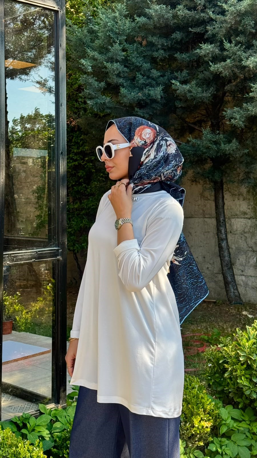 VUU Yakası Taşlı Uzun Kollu Bluz 26ss2017