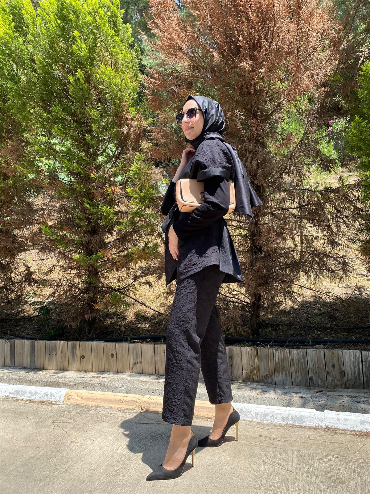 Yes Im Siyah Kap Takım 123Y31051