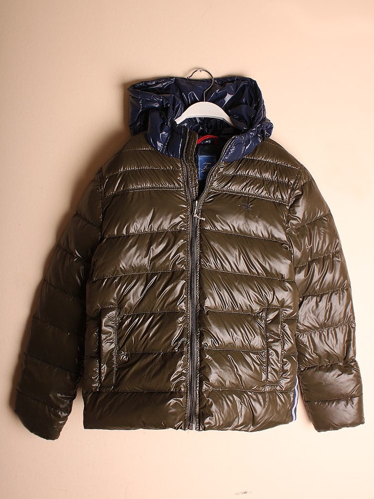 Fay Junior Mont - Haki