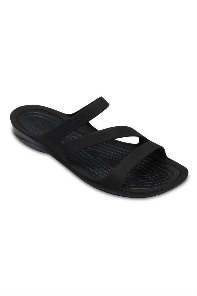 CROCS 203998-SWIFTWATER SANDAL W 060-BLACK KADIN TERLİK