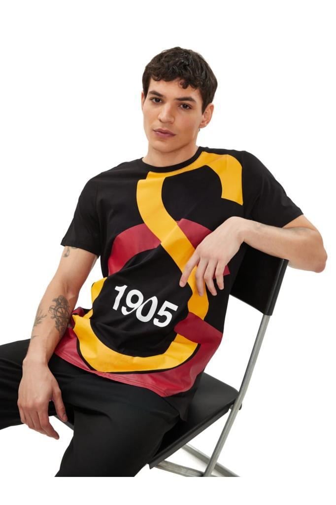 GALATASARAY E88153 BÜYÜK LOGOLU TEE ERKEK T-SHİRT SIYAH