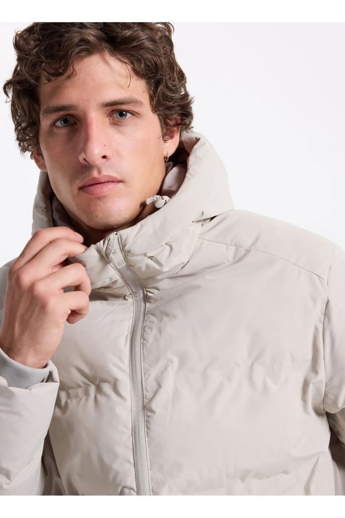 Jack&Jones 12278749 JJESOHO PUFFER HOOD DOVE ERKEK MONT