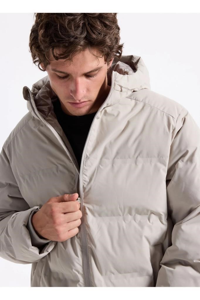 Jack&Jones 12278749 JJESOHO PUFFER HOOD DOVE ERKEK MONT