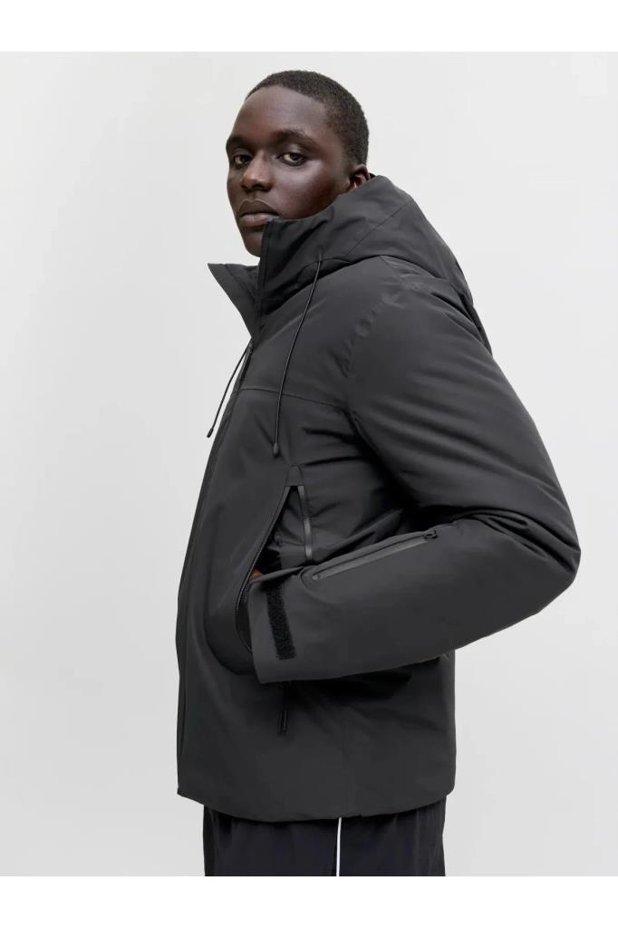 Jack&Jones 12283166 JCOFUSION TECHNICAL JACKET SN BLACK ERKEK MONT