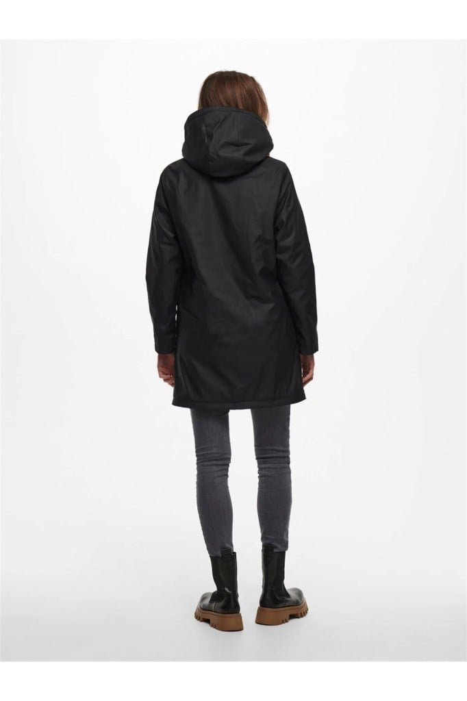 OnlSally Padded Raıncoat Black Kadın Su İtici Yağmurluk 15206116