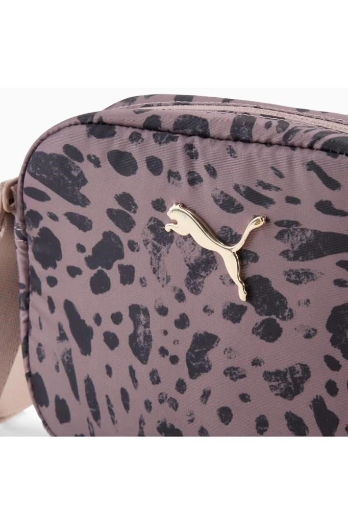 PUMA 09133808 POP CROSSBODY BAG SANDSTONE ANIMAL AOP NS OMUZ ÇANTASI